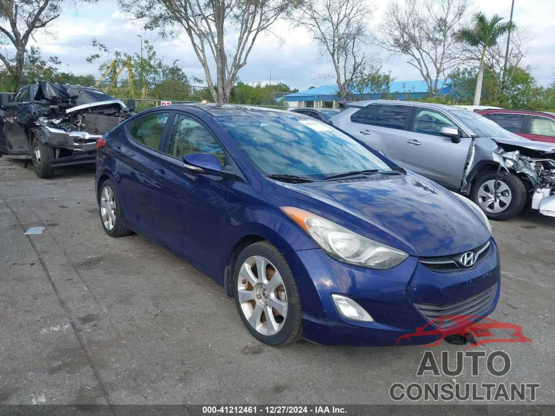 HYUNDAI ELANTRA 2013 - 5NPDH4AE9DH300866