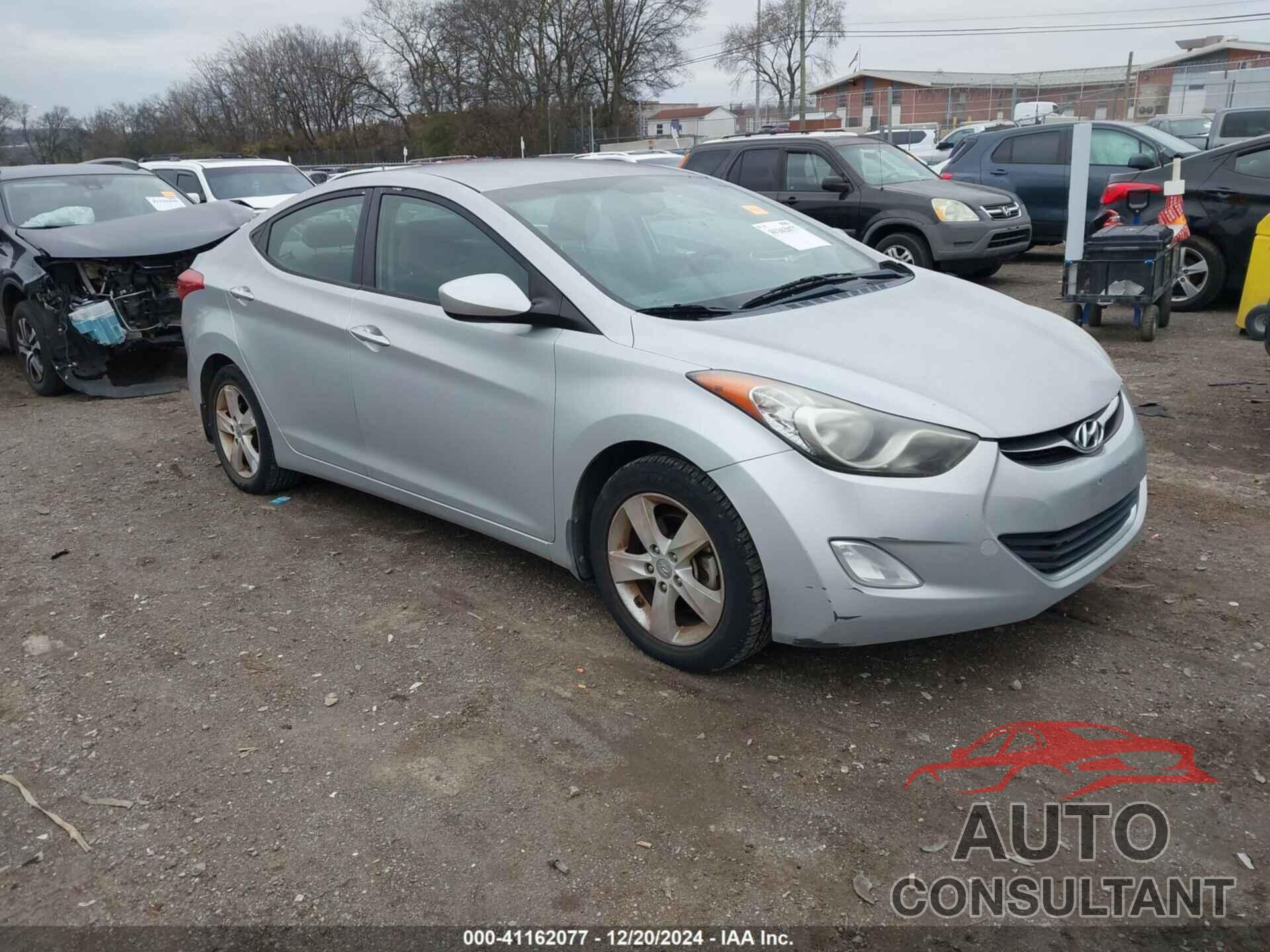 HYUNDAI ELANTRA 2013 - KMHDH4AE1DU795520