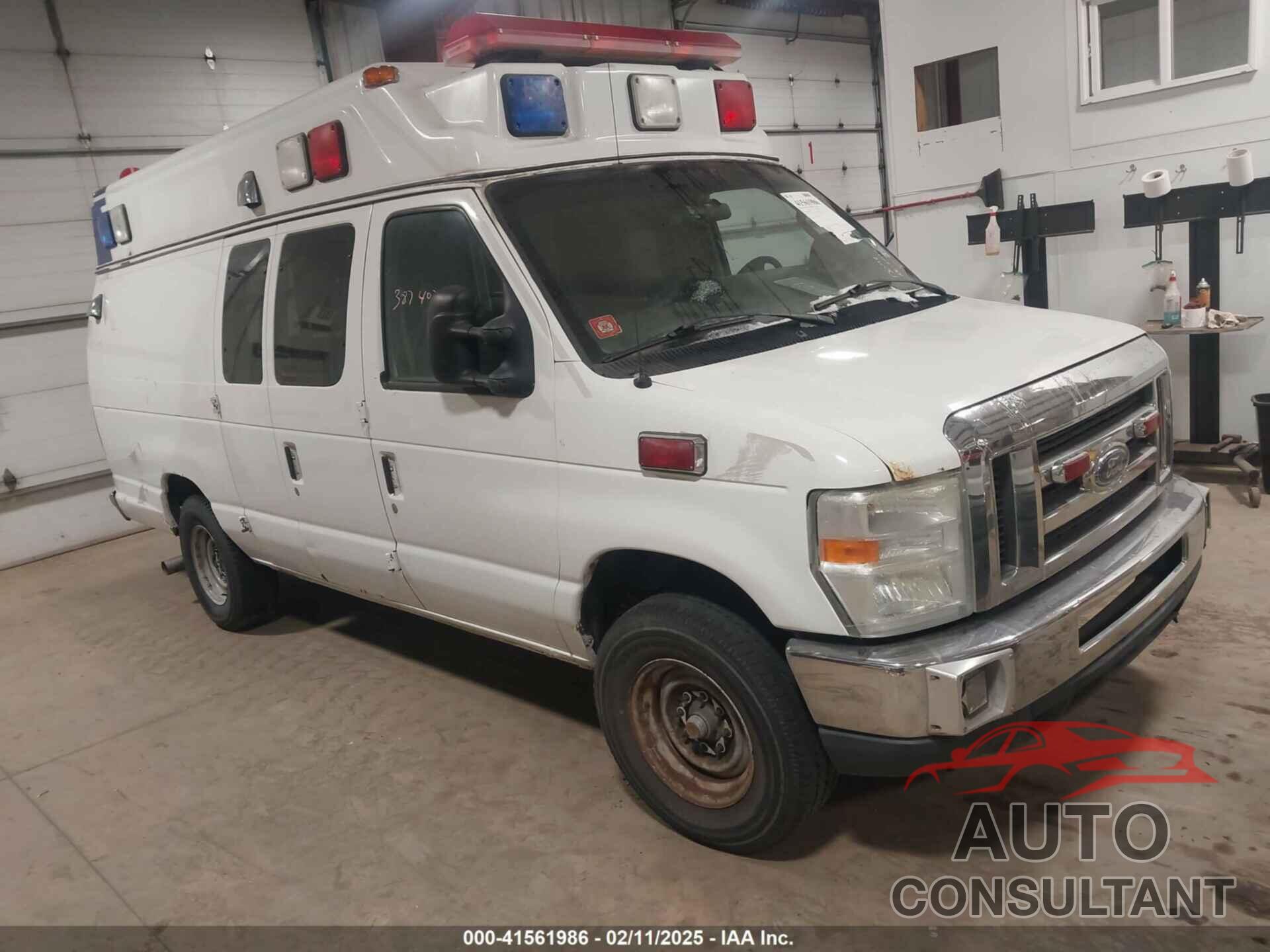 FORD E-350 SUPER DUTY 2010 - 1FDSS3EP6ADA41006