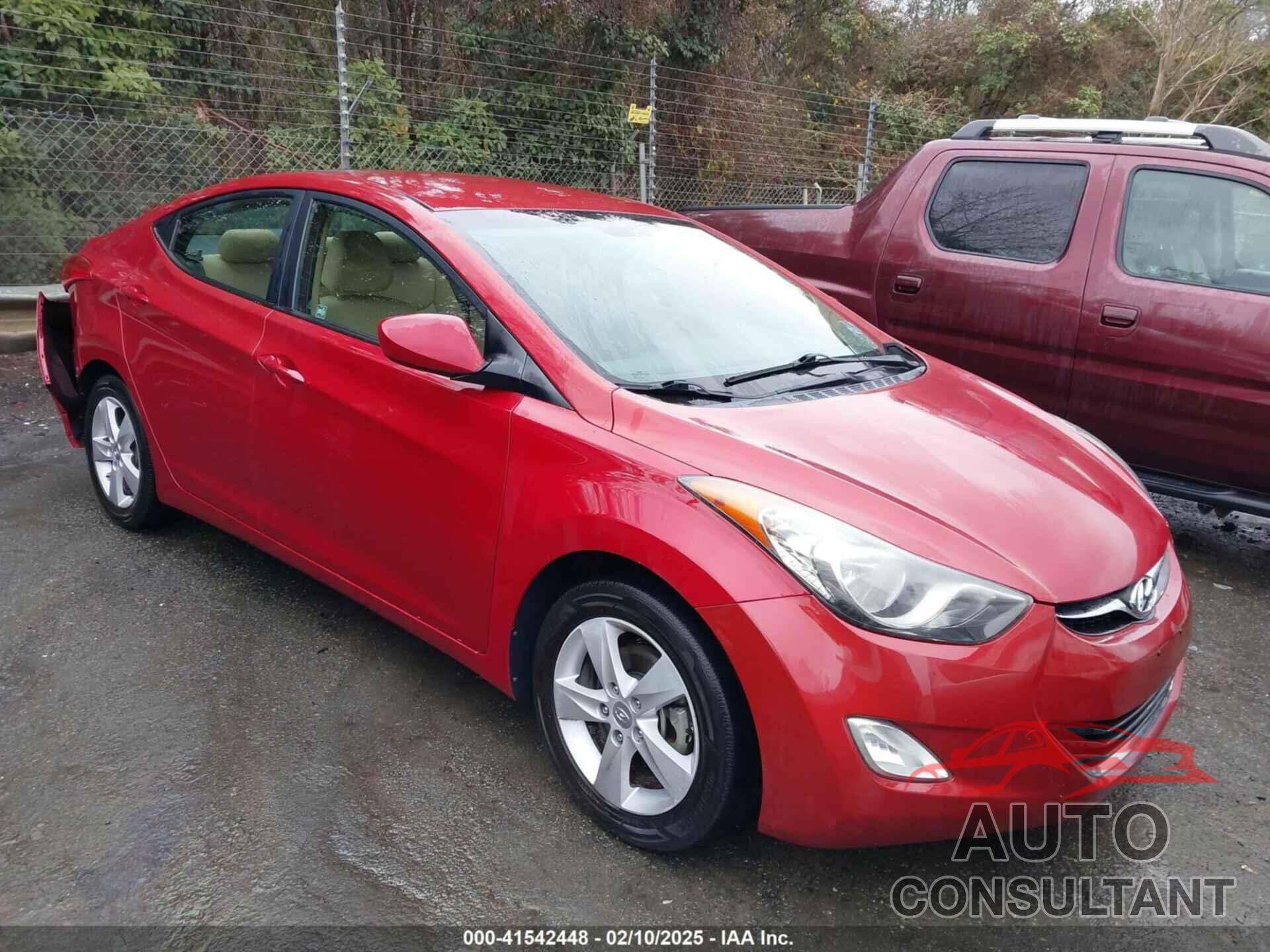 HYUNDAI ELANTRA 2013 - KMHDH4AE3DU533238