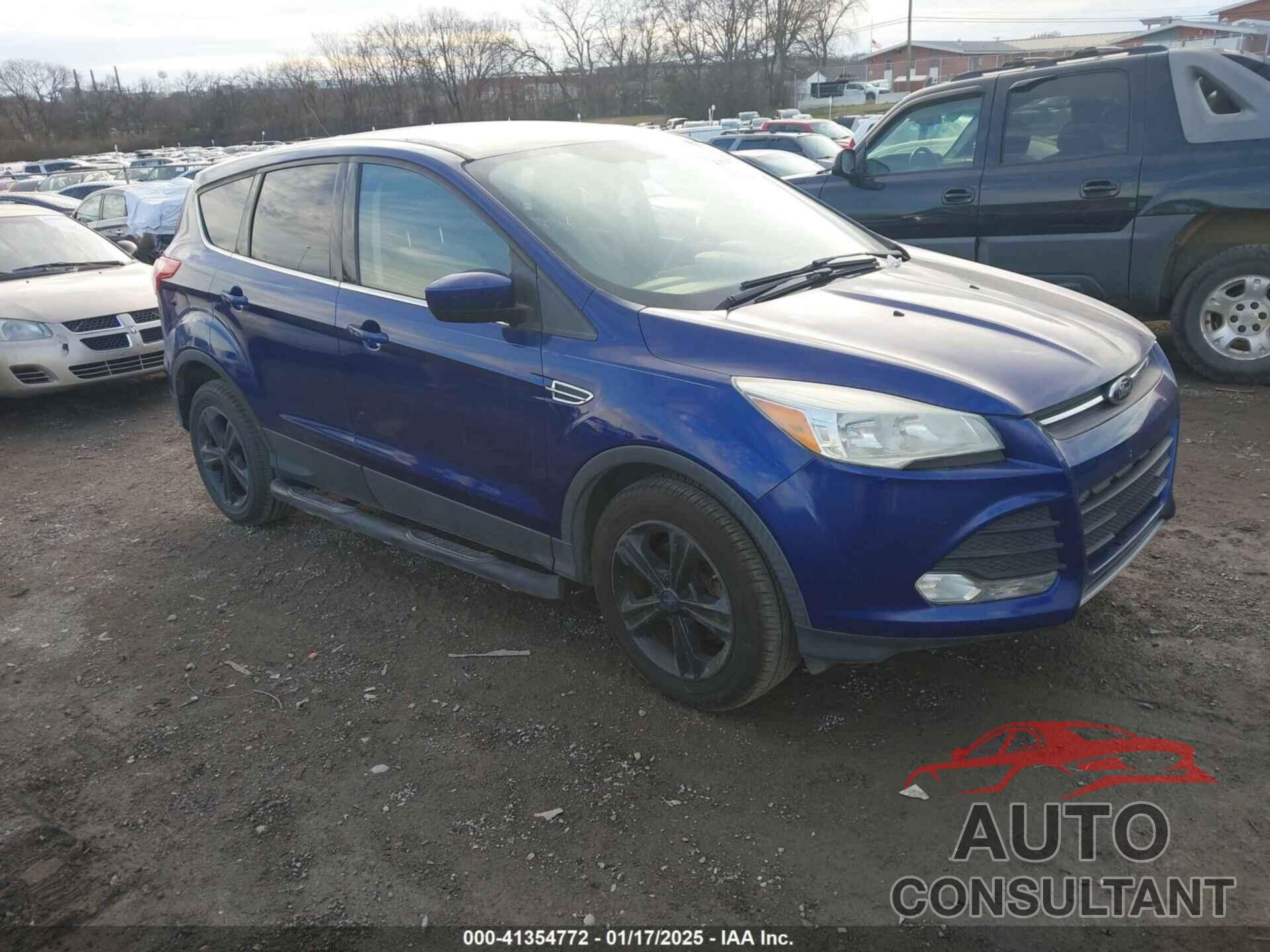 FORD ESCAPE 2015 - 1FMCU0GX3FUC61477