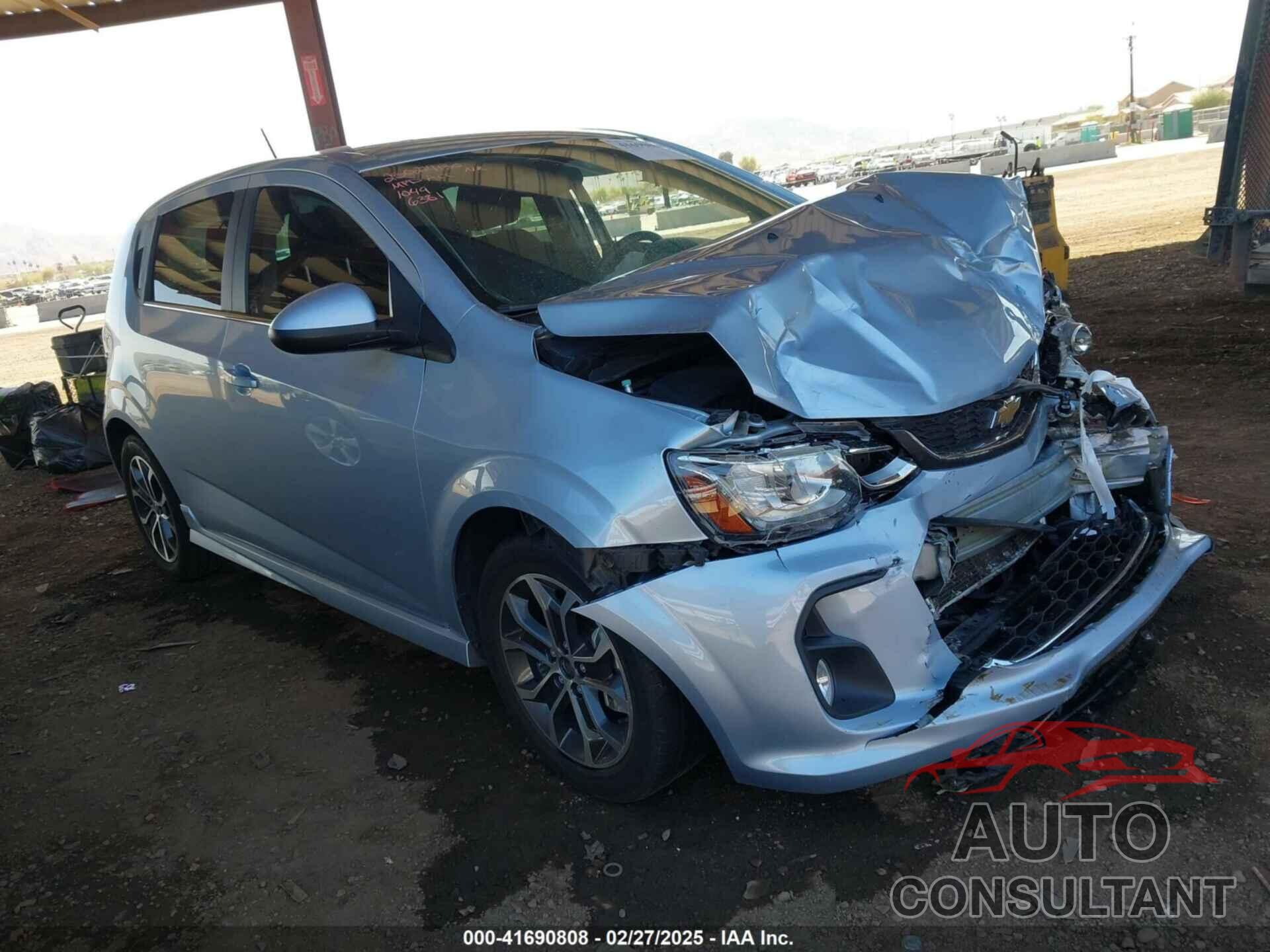CHEVROLET SONIC 2017 - 1G1JD6SH9H4136381