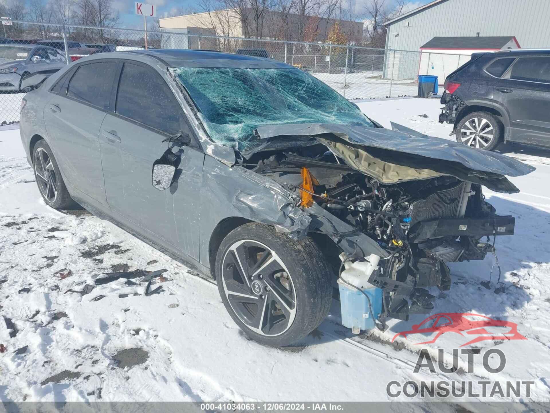 HYUNDAI ELANTRA 2022 - KMHLR4AFXNU362314