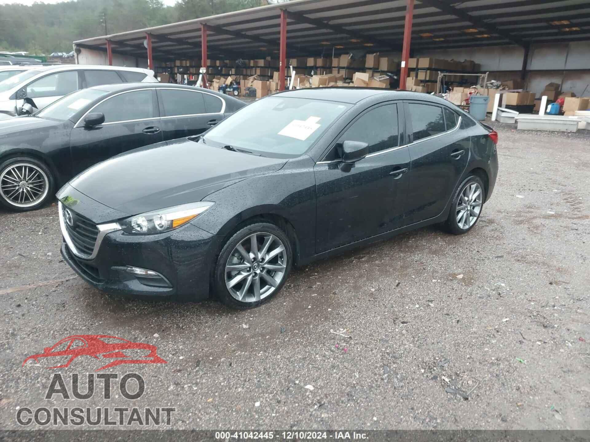 MAZDA MAZDA3 2018 - 3MZBN1V33JM202748