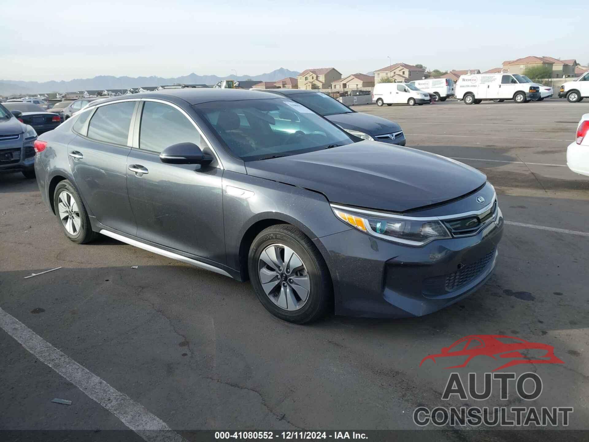 KIA OPTIMA HYBRID 2017 - KNAGT4LC3H5007801