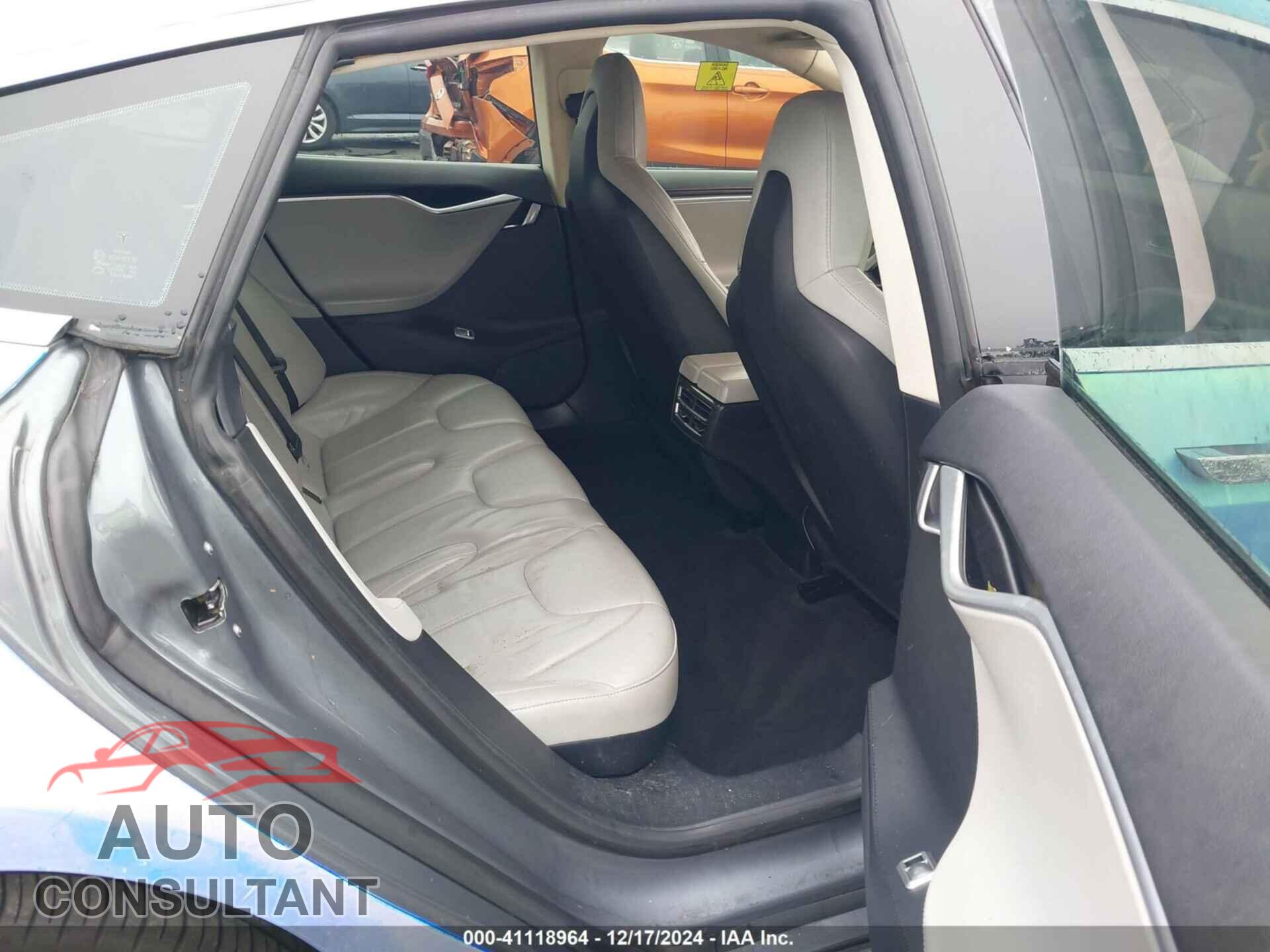 TESLA MODEL S 2013 - 5YJSA1CN4DFP07726