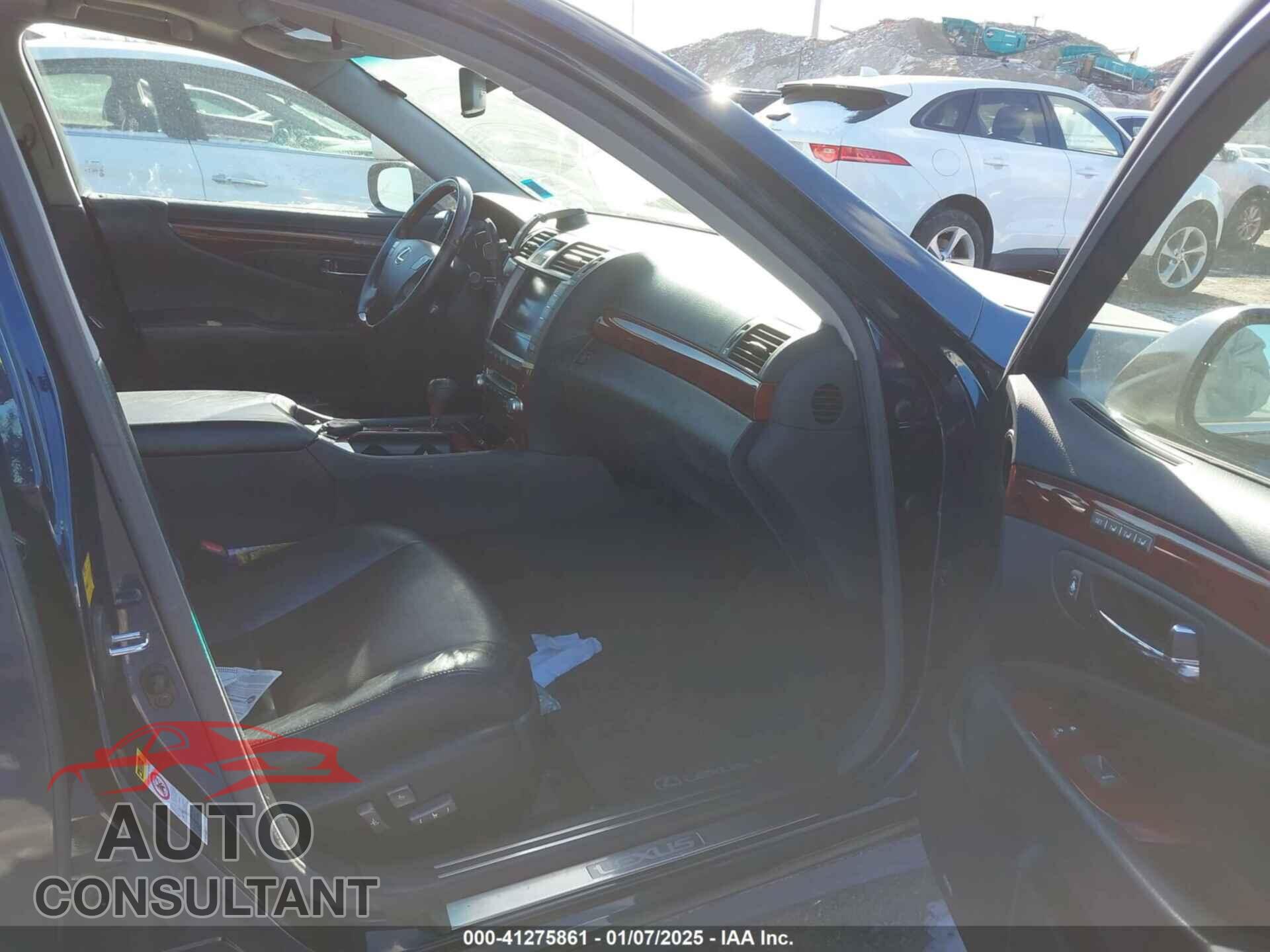LEXUS LS 460 2011 - JTHCL5EF5B5012017