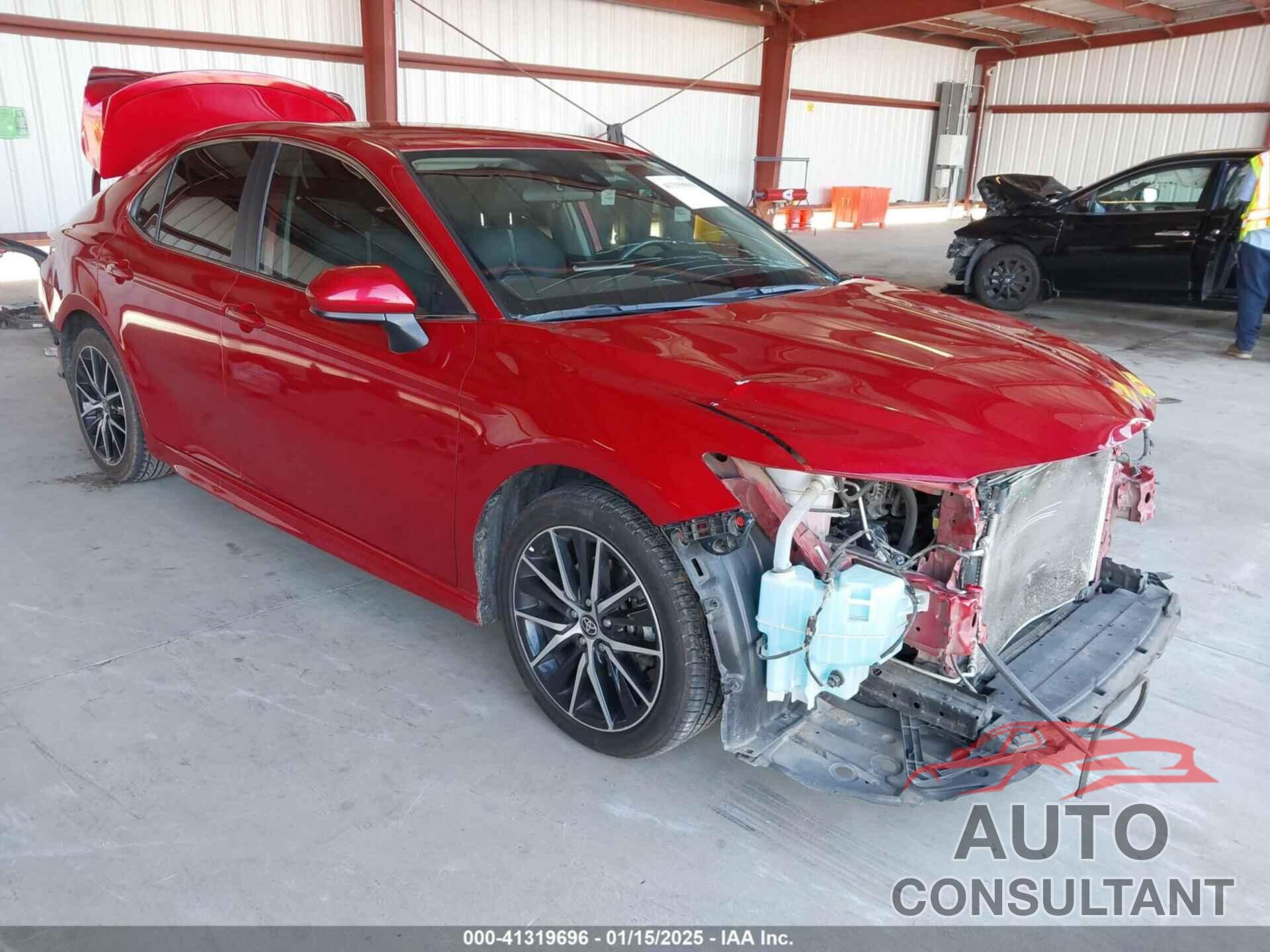 TOYOTA CAMRY 2021 - 4T1G11AK3MU403840