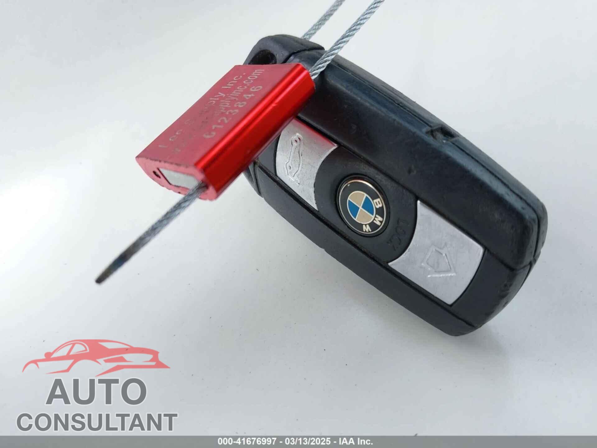 BMW 328I 2011 - WBAPH5C59BA442474
