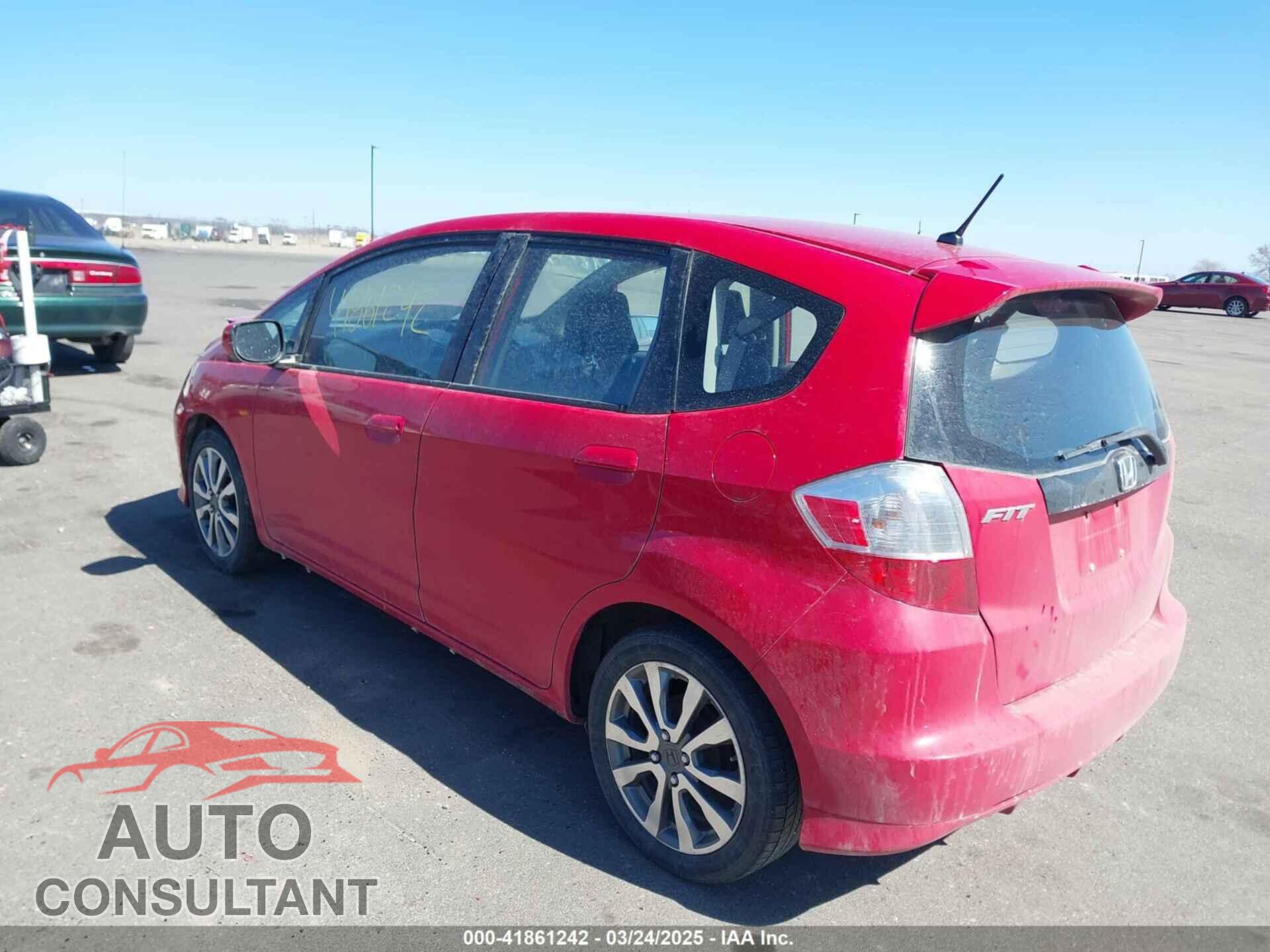 HONDA FIT 2012 - JHMGE8H53CC041237