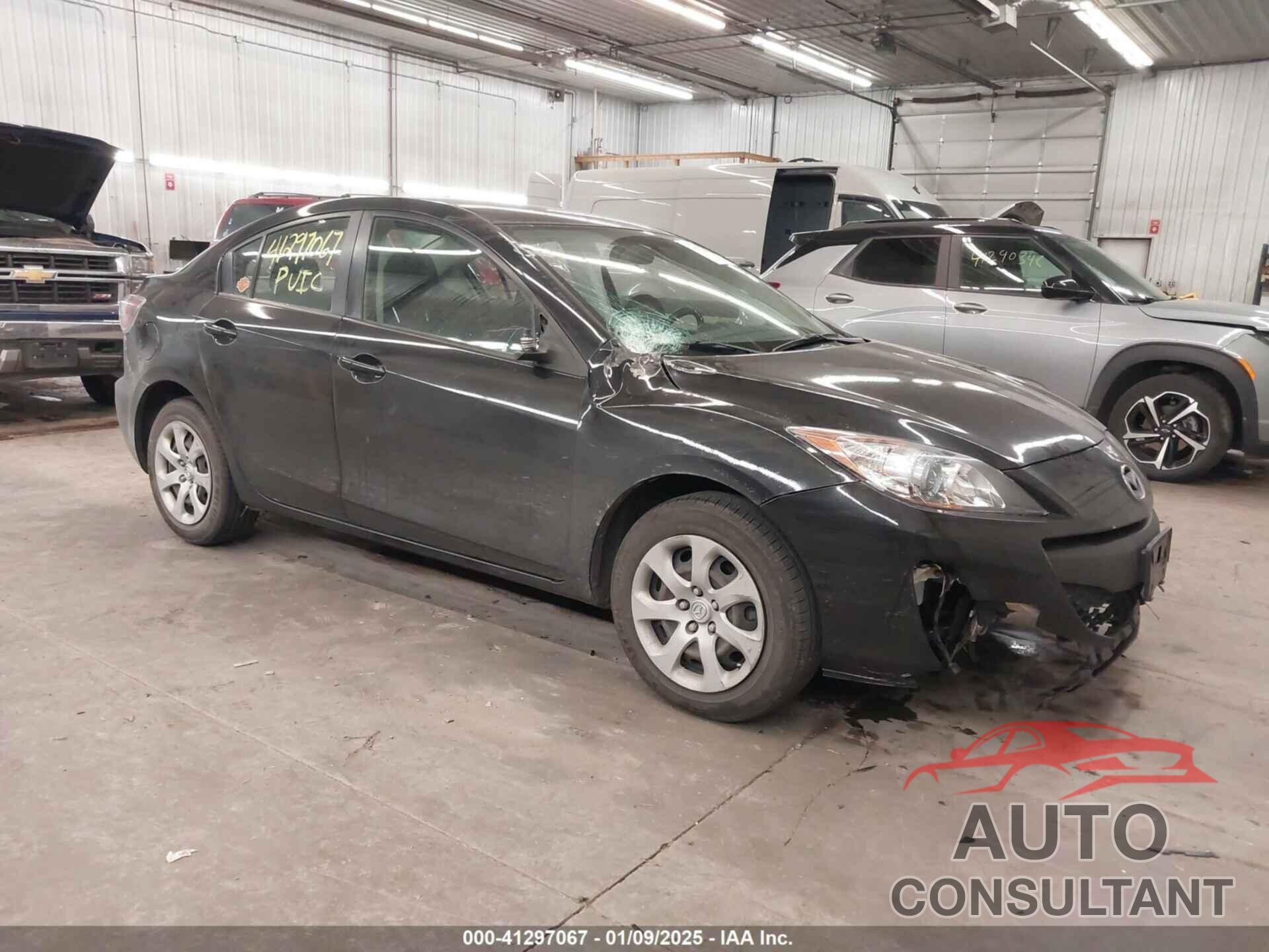 MAZDA MAZDA3 2013 - JM1BL1U73D1762011