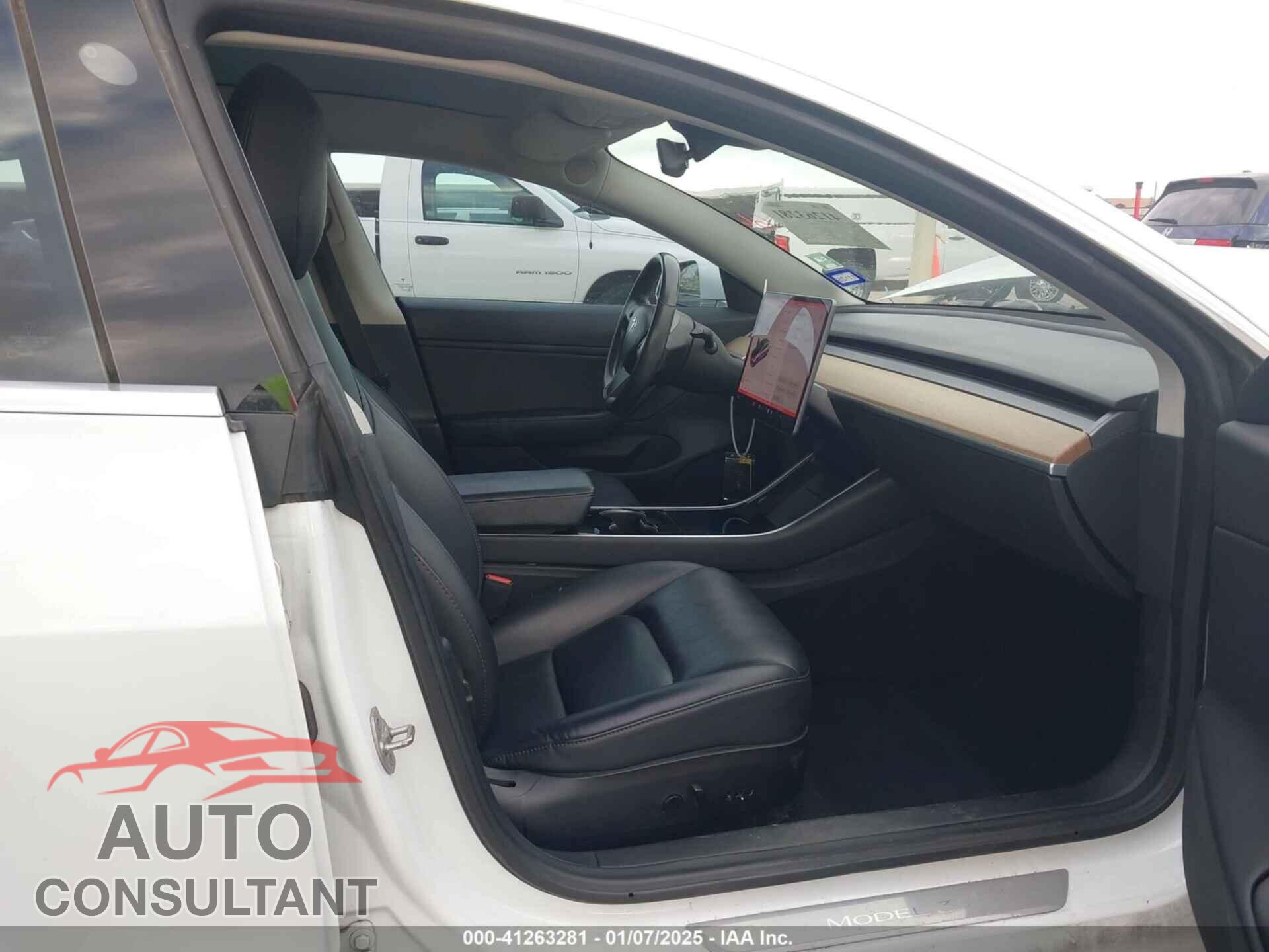 TESLA MODEL 3 2018 - 5YJ3E1EA0JF118400