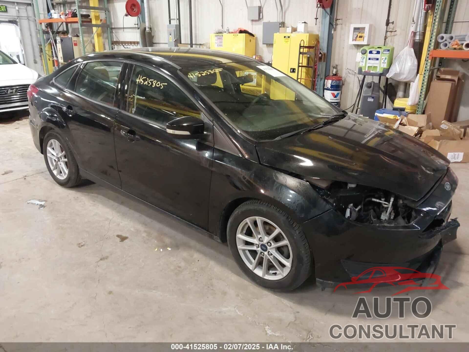 FORD FOCUS 2017 - 1FADP3F22HL292063