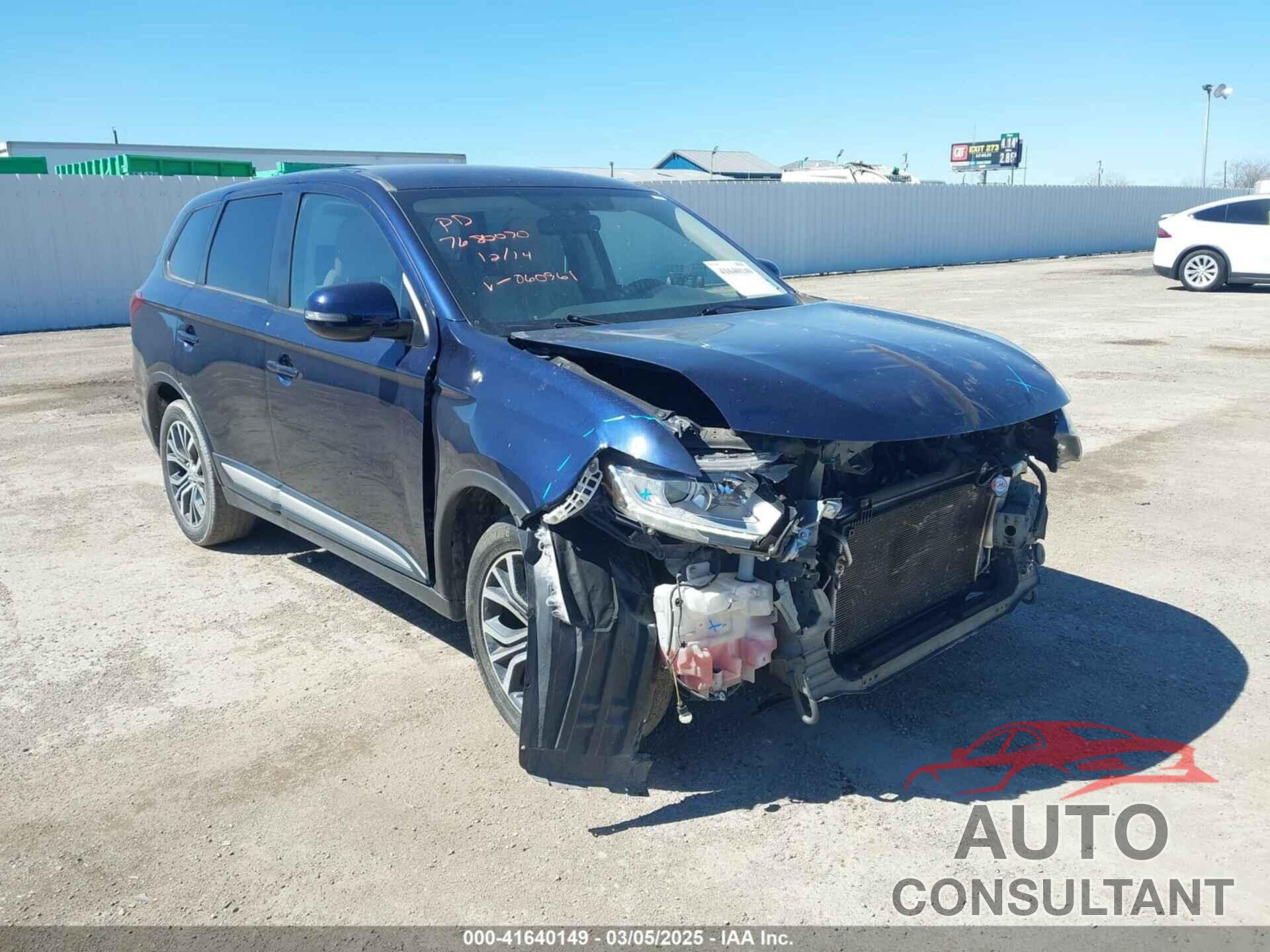 MITSUBISHI OUTLANDER 2018 - JA4AD3A3XJZ060961