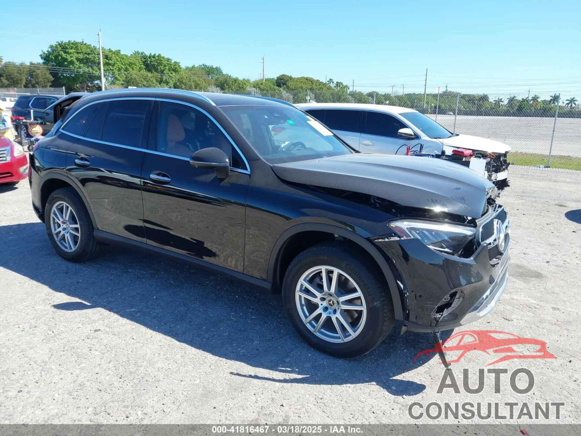 MERCEDES-BENZ GLC 300 2023 - W1NKM4HB8PU015867