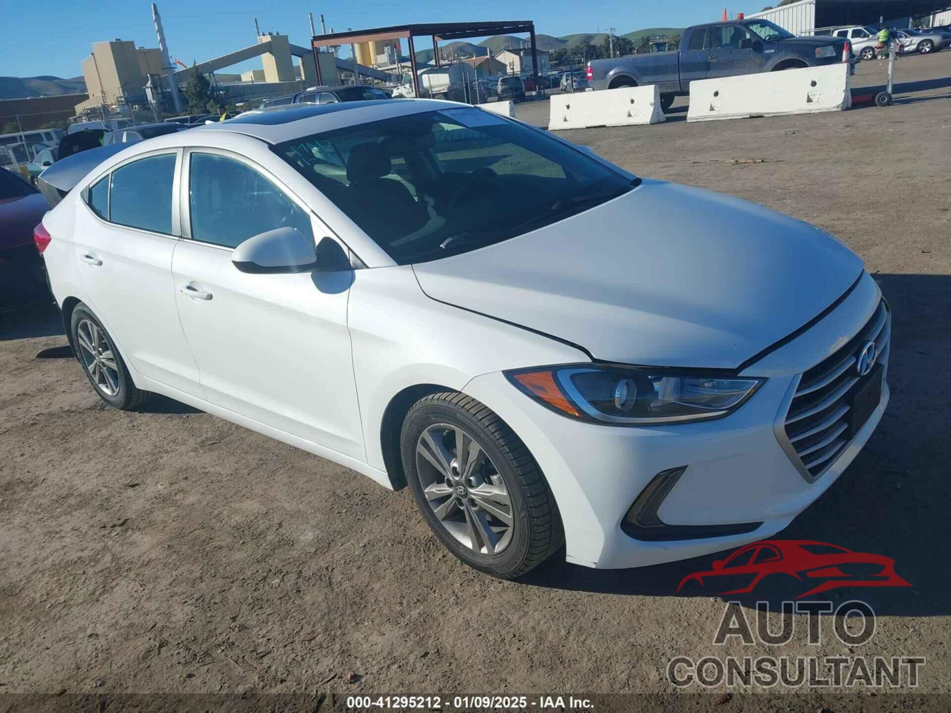 HYUNDAI ELANTRA 2018 - 5NPD84LF1JH334124