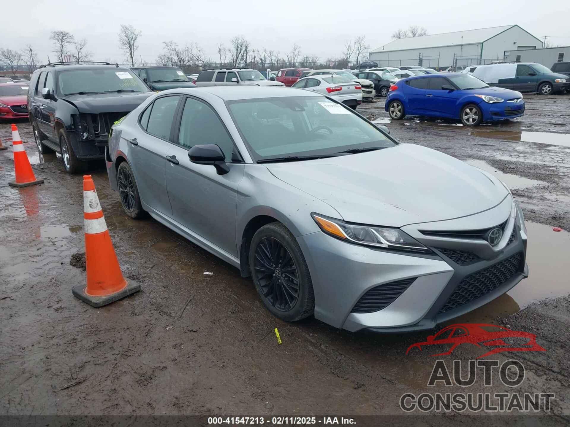 TOYOTA CAMRY 2020 - 4T1G11AK1LU386275