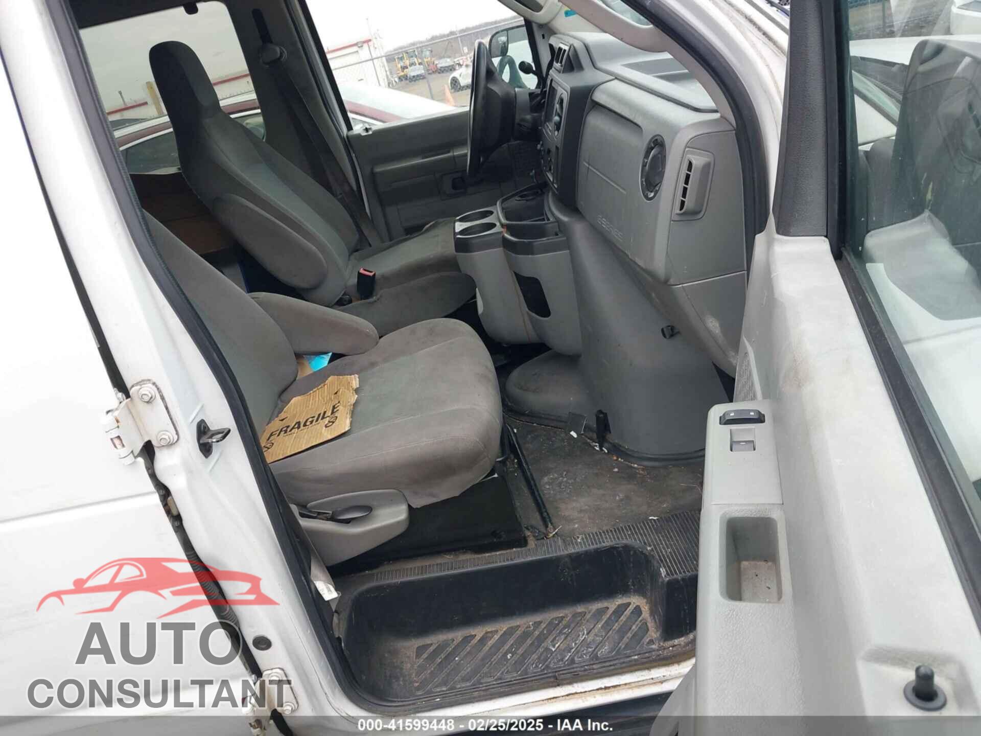 FORD E-350 SUPER DUTY 2013 - 1FBSS3BL0DDA90801