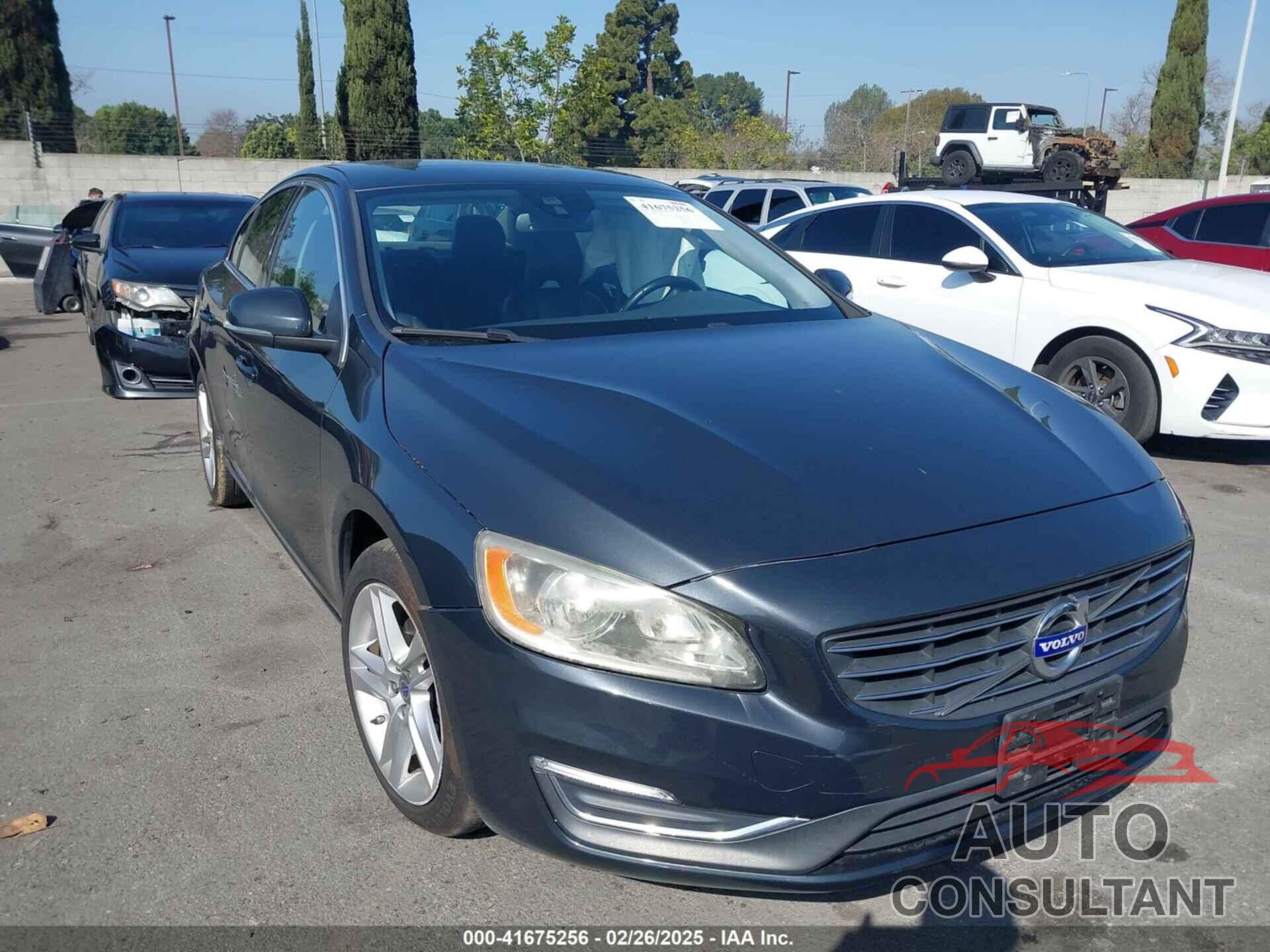 VOLVO S60 2015 - YV126MFB2F1315614