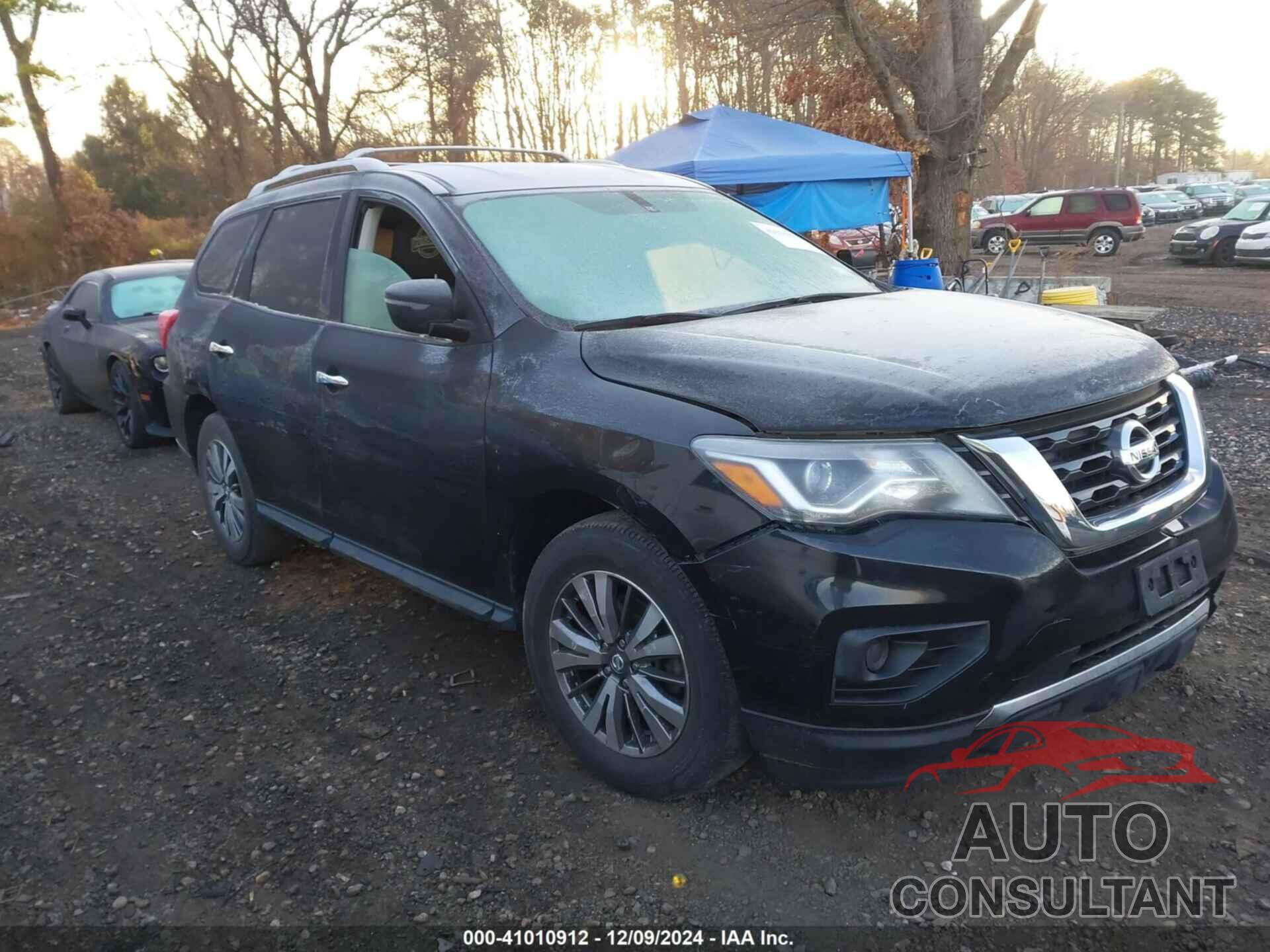 NISSAN PATHFINDER 2019 - 5N1DR2MM6KC646835