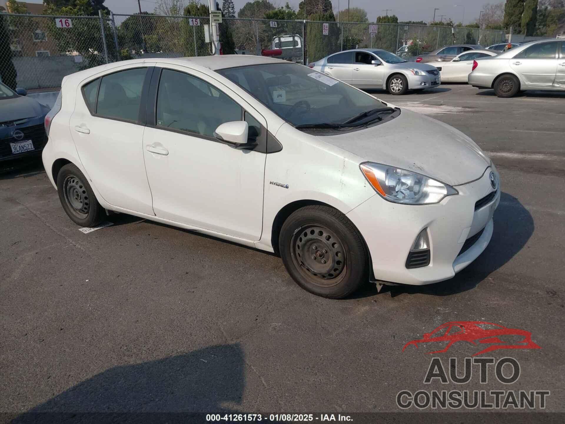 TOYOTA PRIUS C 2014 - JTDKDTB38E1567595
