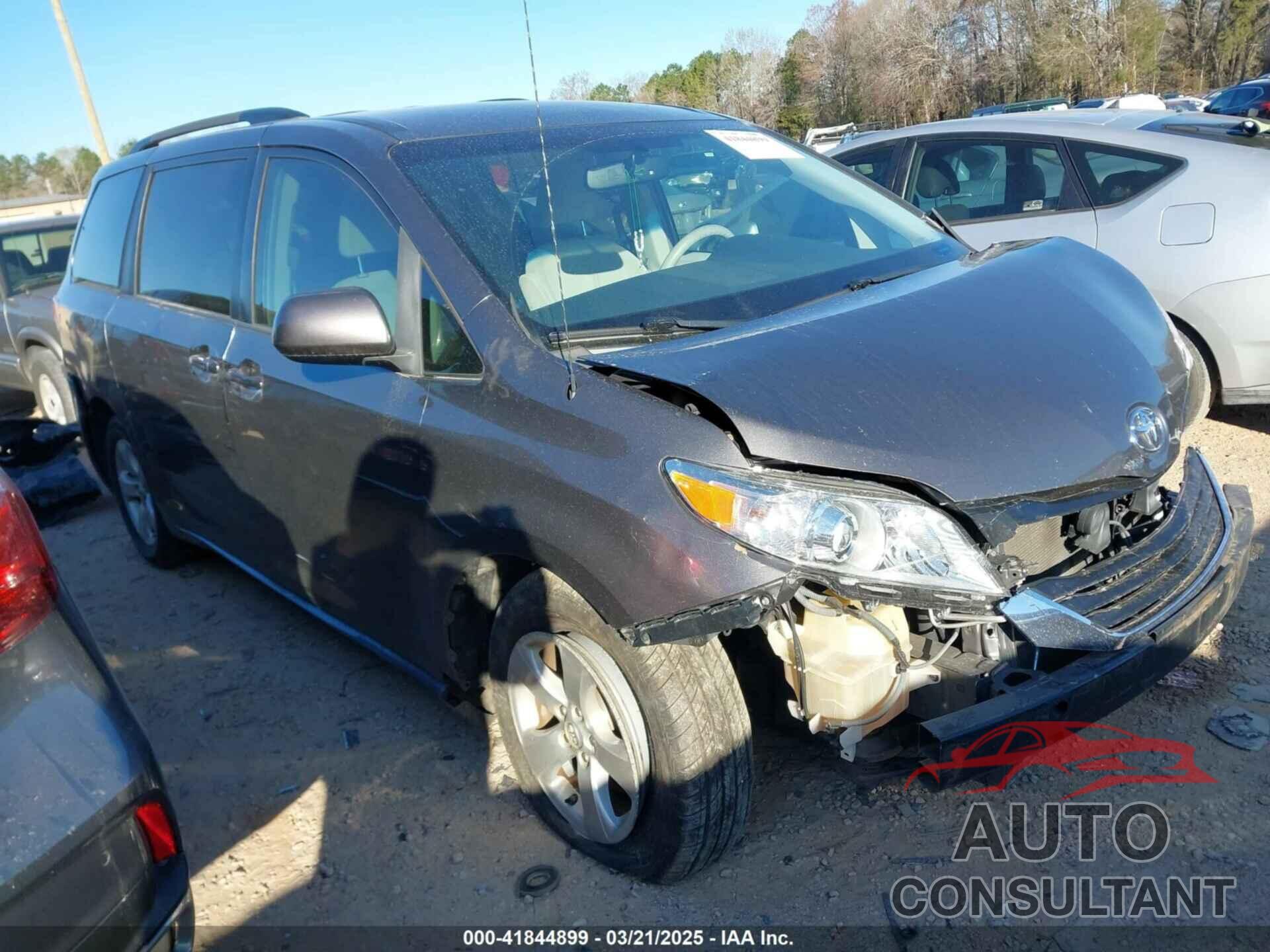 TOYOTA SIENNA 2014 - 5TDKK3DC5ES422228