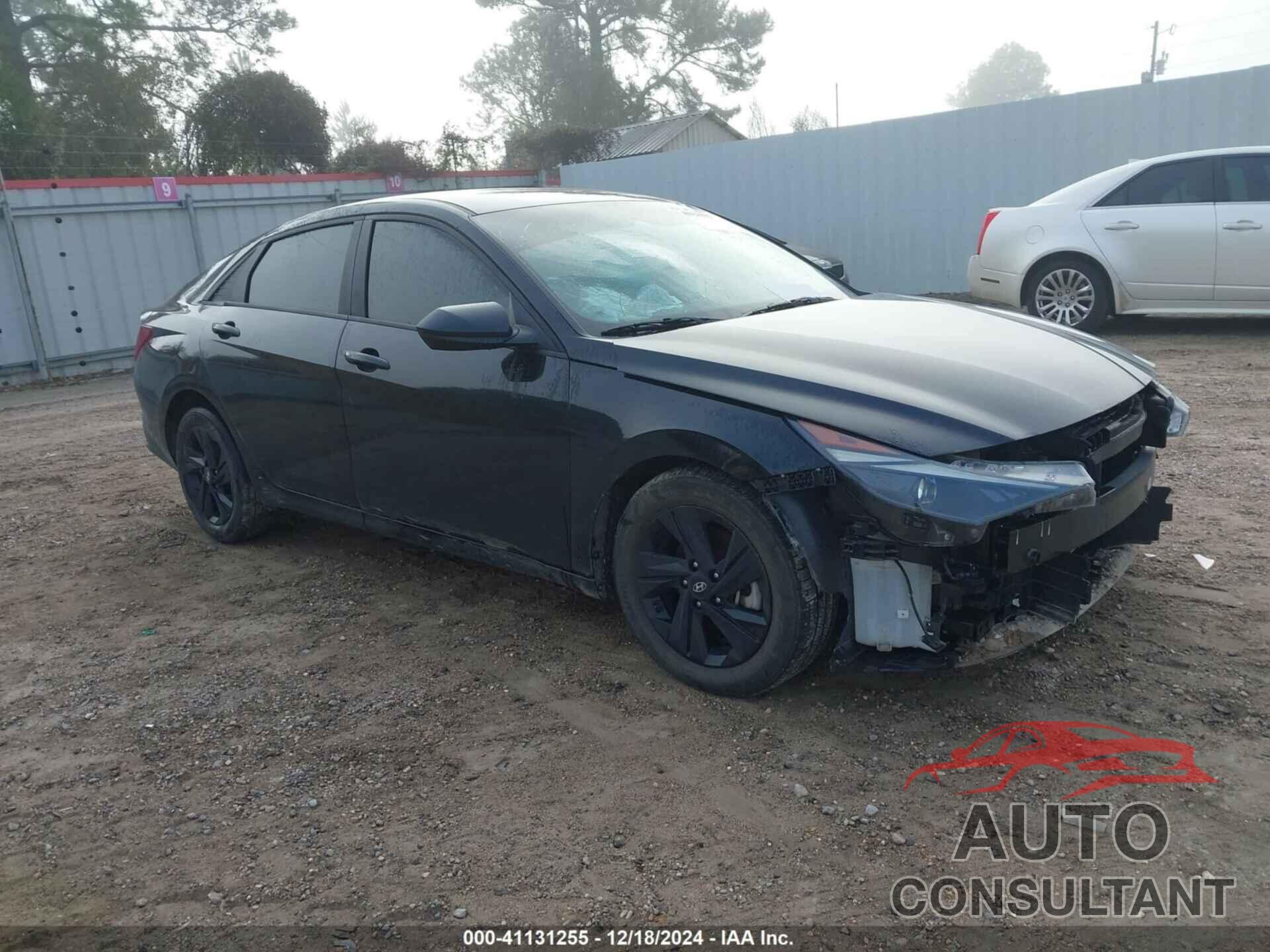 HYUNDAI ELANTRA 2023 - KMHLM4AG2PU520848