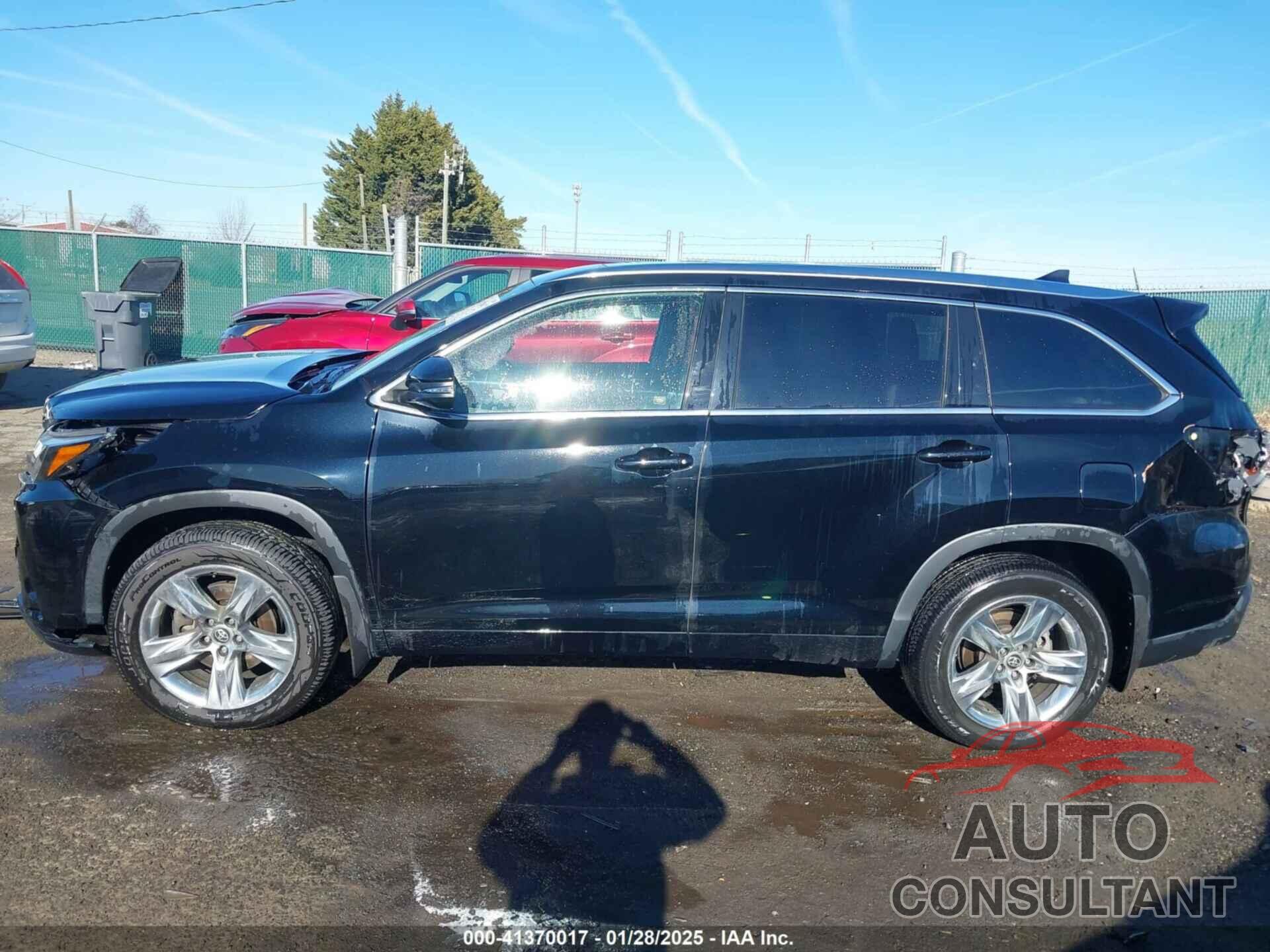 TOYOTA HIGHLANDER 2018 - 5TDDZRFH3JS869473
