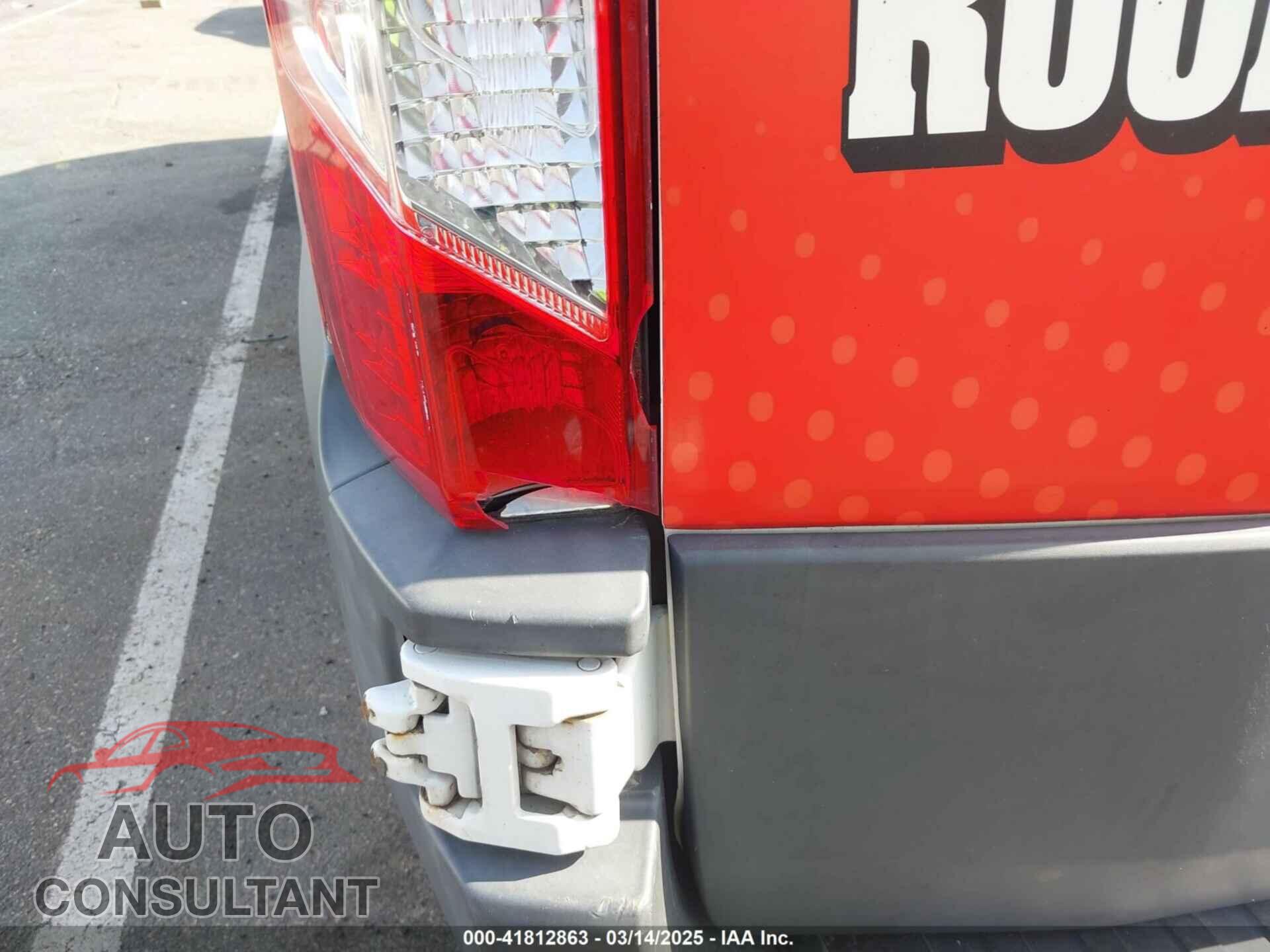 FORD TRANSIT-250 2016 - 1FTYR1ZM8GKB20681
