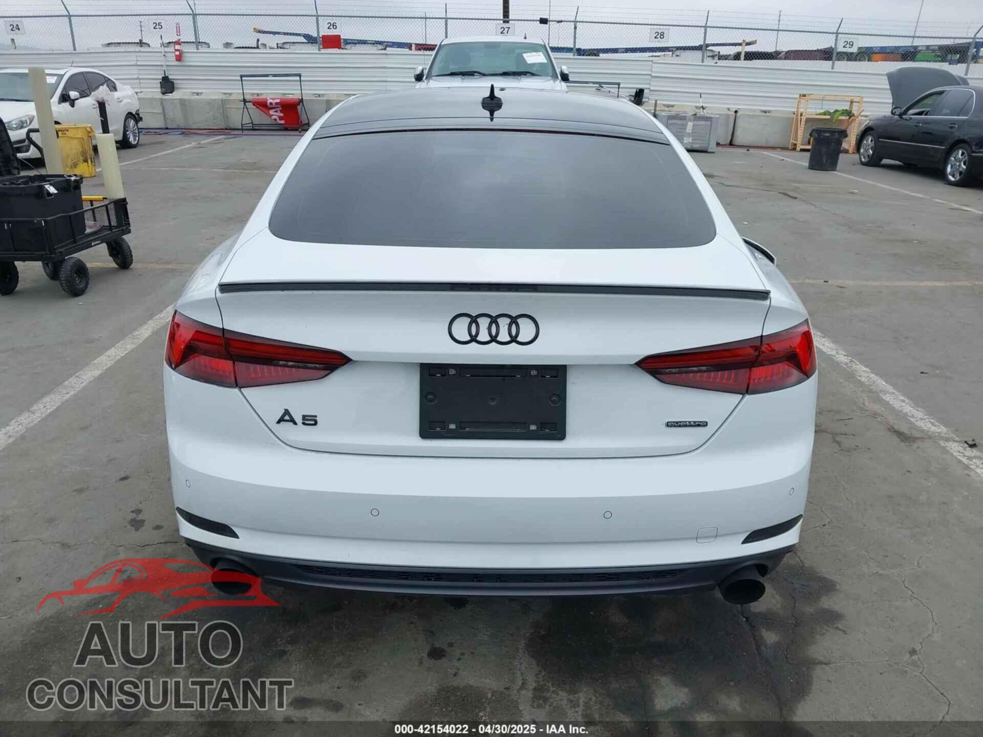 AUDI A5 2019 - WAUENCF57KA077101