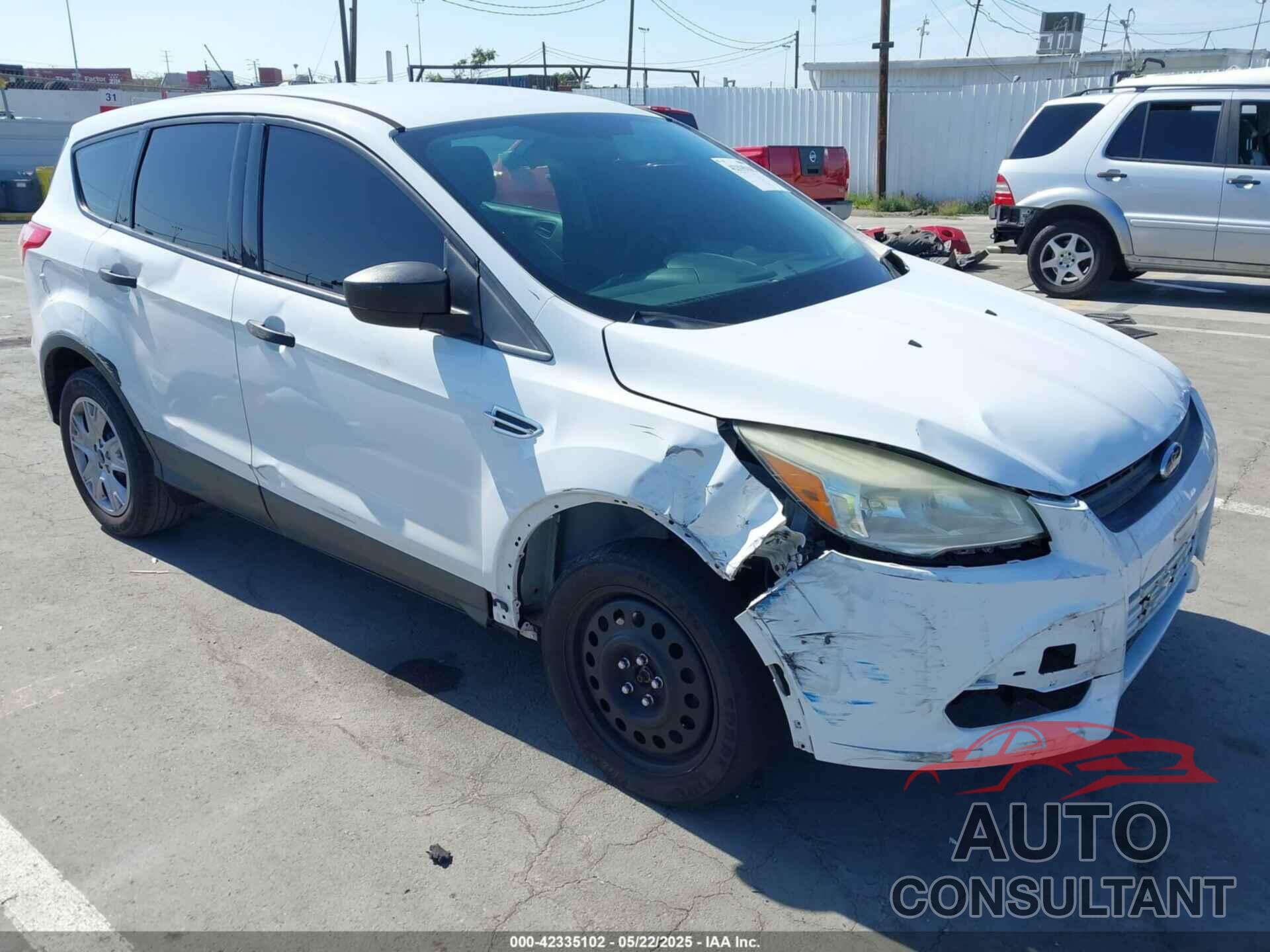 FORD ESCAPE 2014 - 1FMCU0F71EUE28581