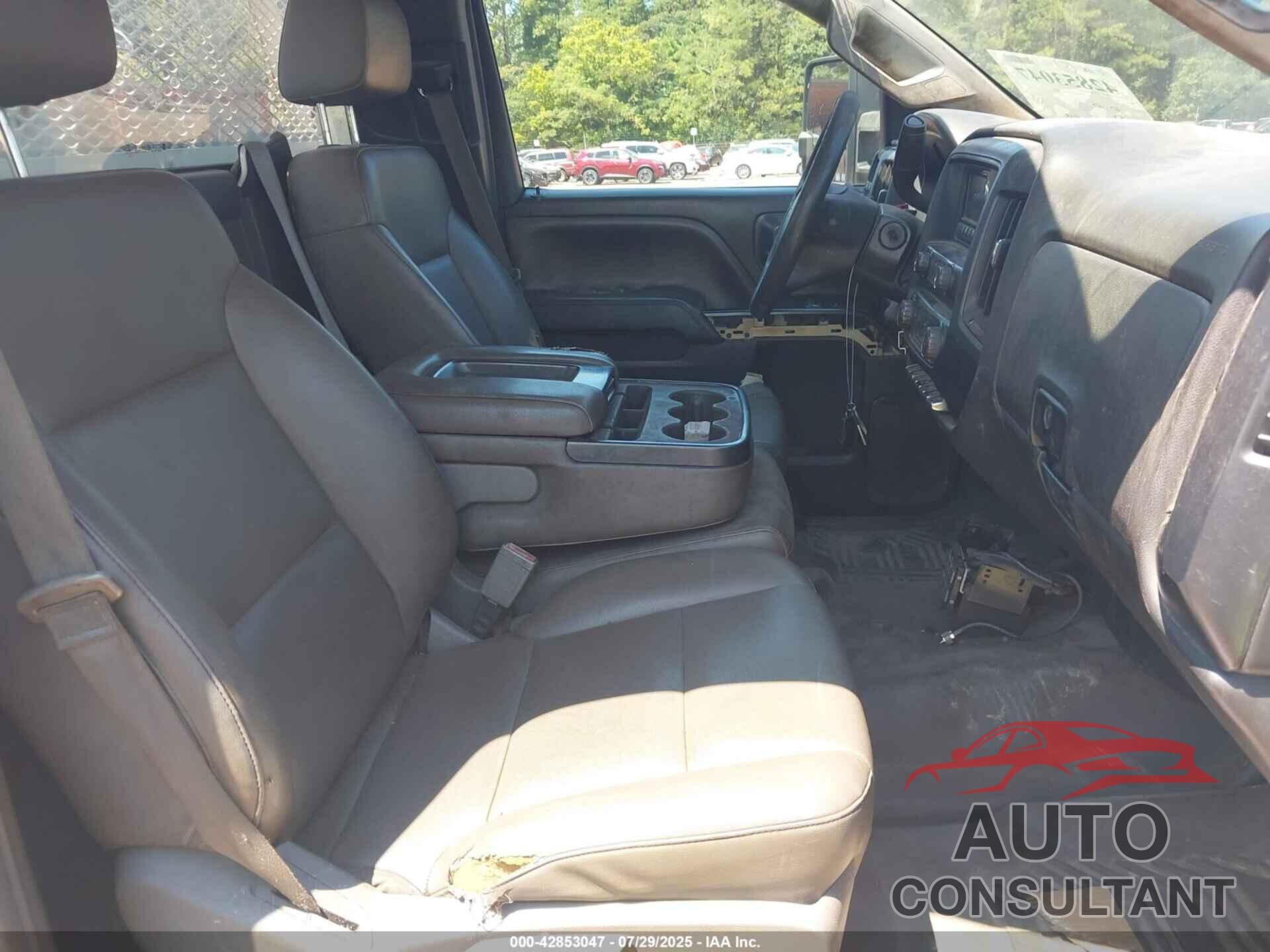 CHEVROLET SILVERADO 2500HD 2015 - 1GB0CUEG7FZ539406