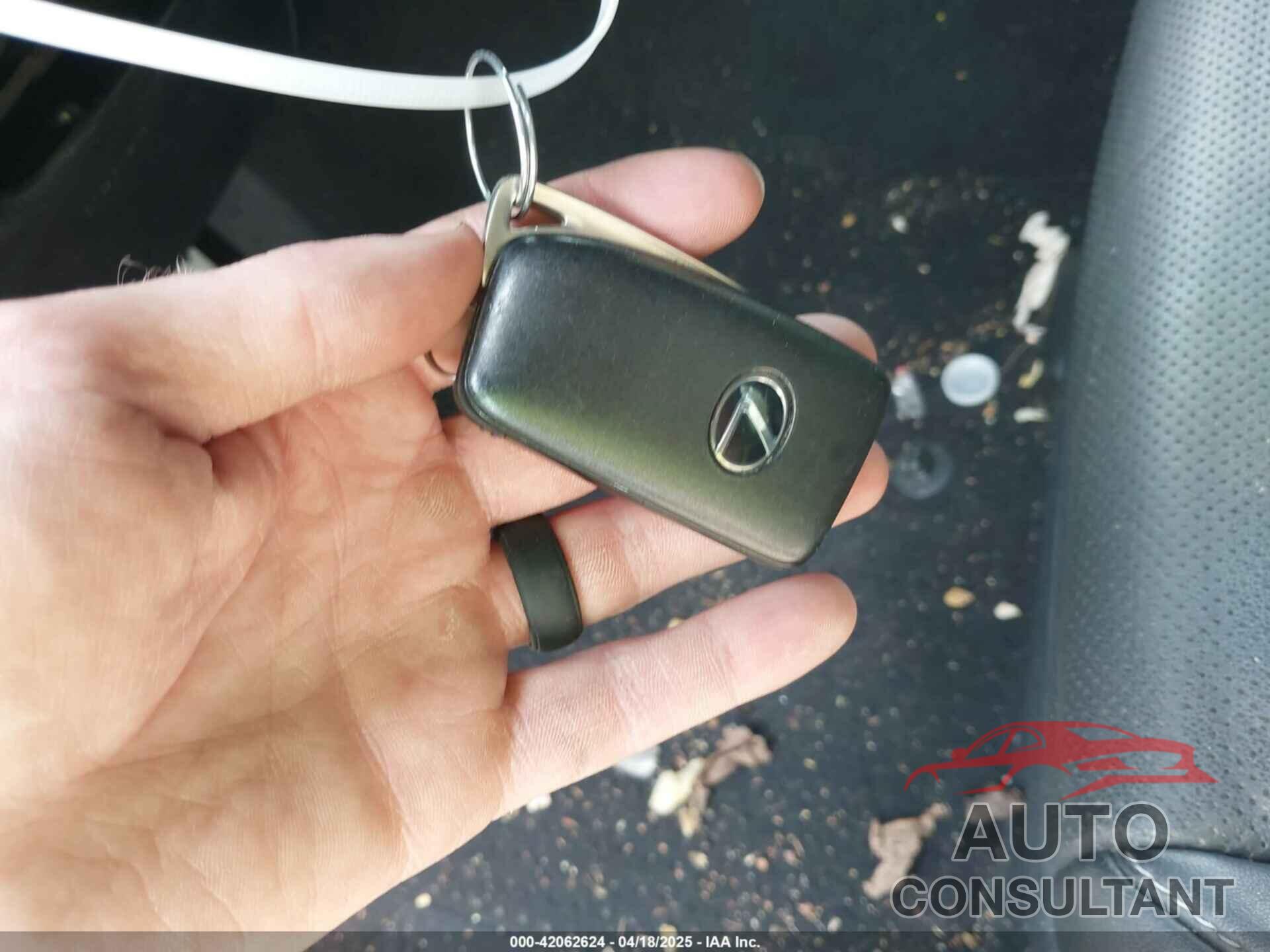 LEXUS IS 300 2016 - JTHCM1D21G5013662