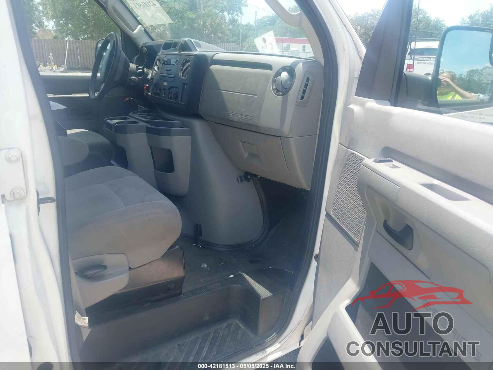 FORD E-250 2012 - 1FTNE2EL6CDB15057