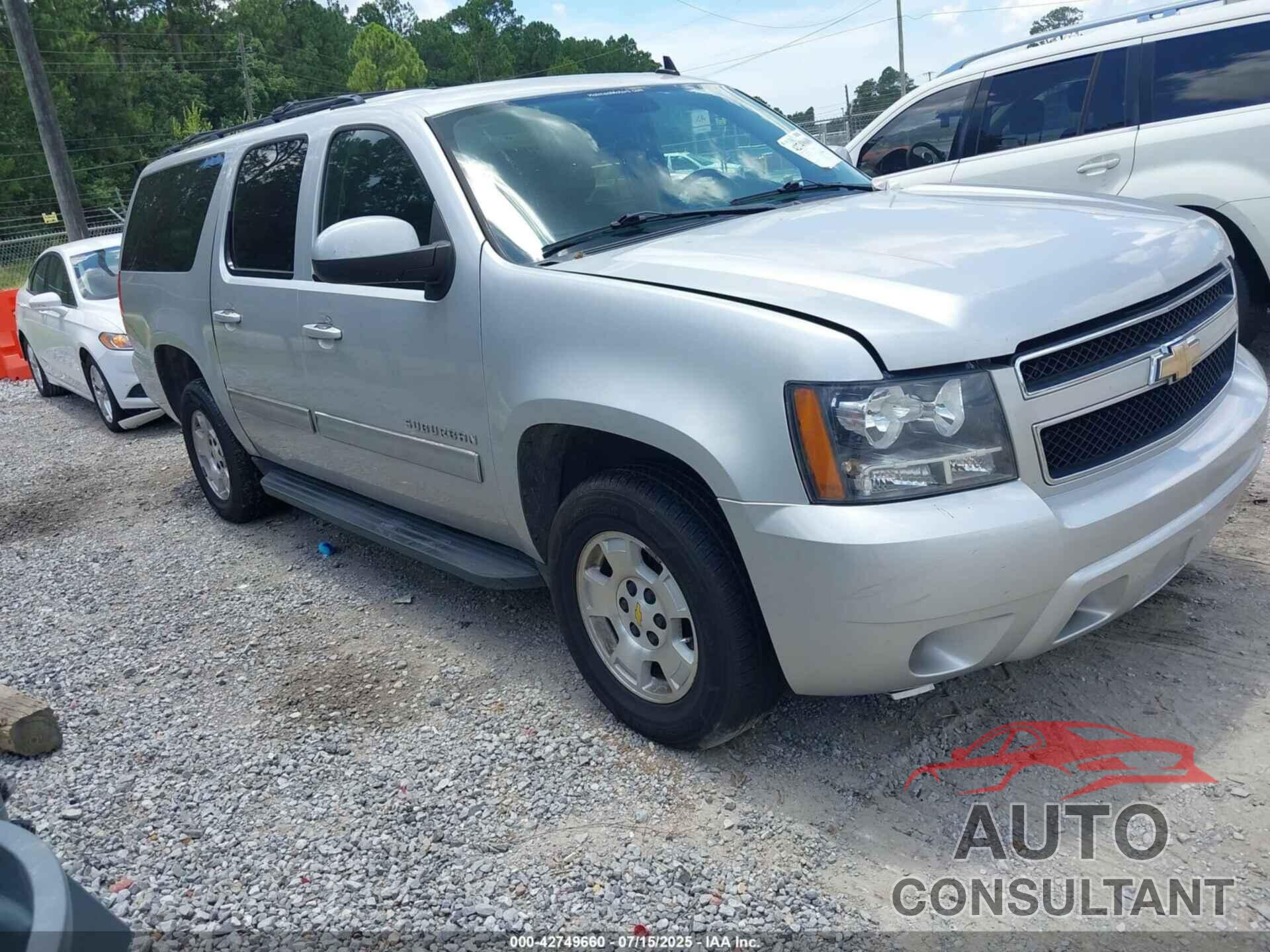 CHEVROLET SUBURBAN 1500 2011 - 1GNSCHE07BR333292