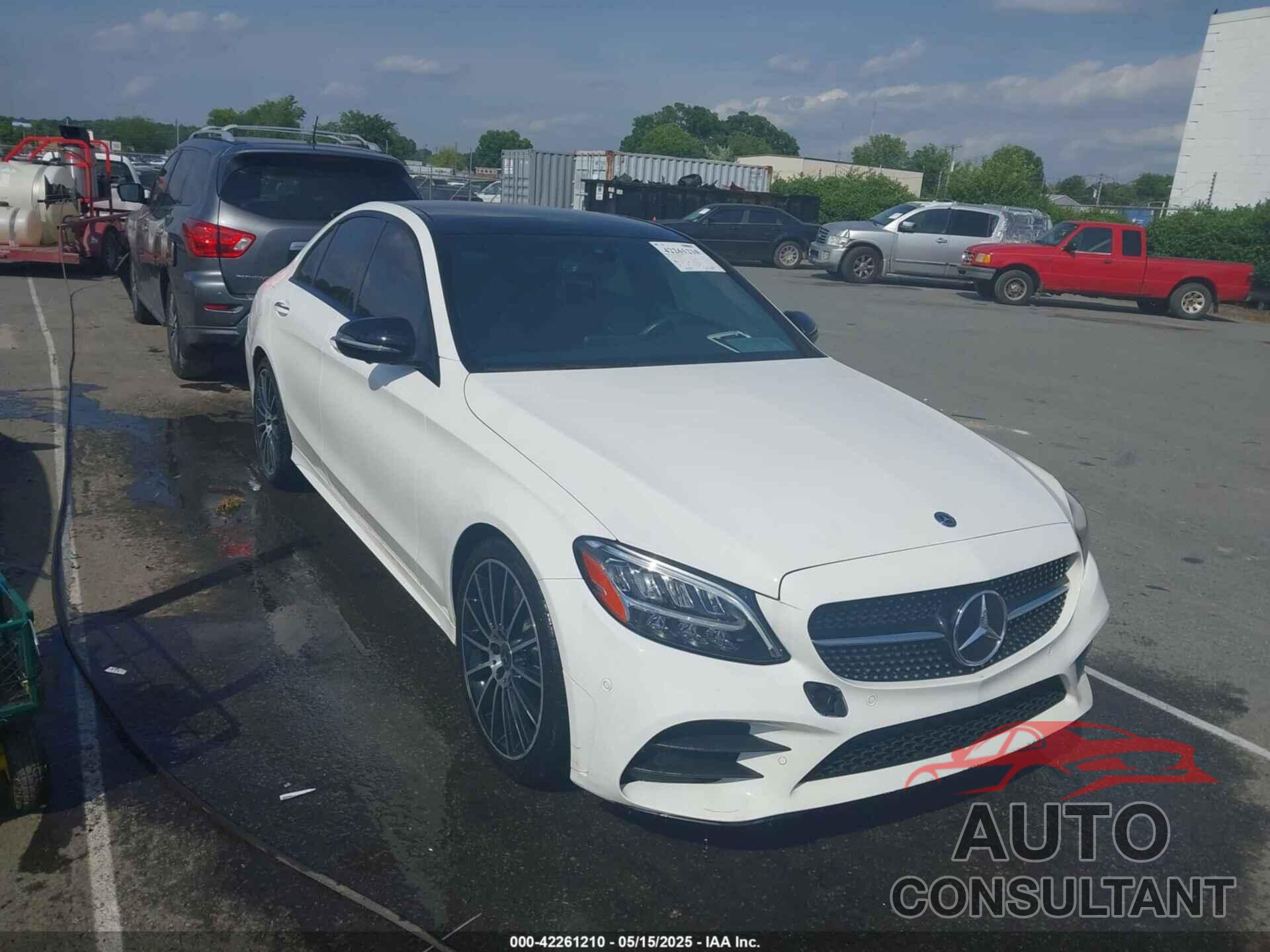MERCEDES-BENZ C 300 2020 - 55SWF8DB0LU326579