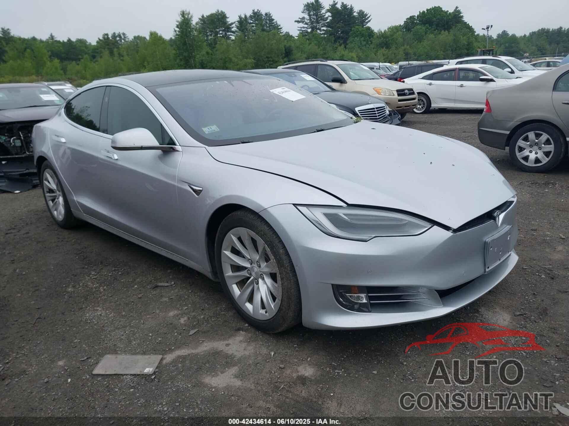 TESLA MODEL S 2018 - 5YJSA1E26JF264767