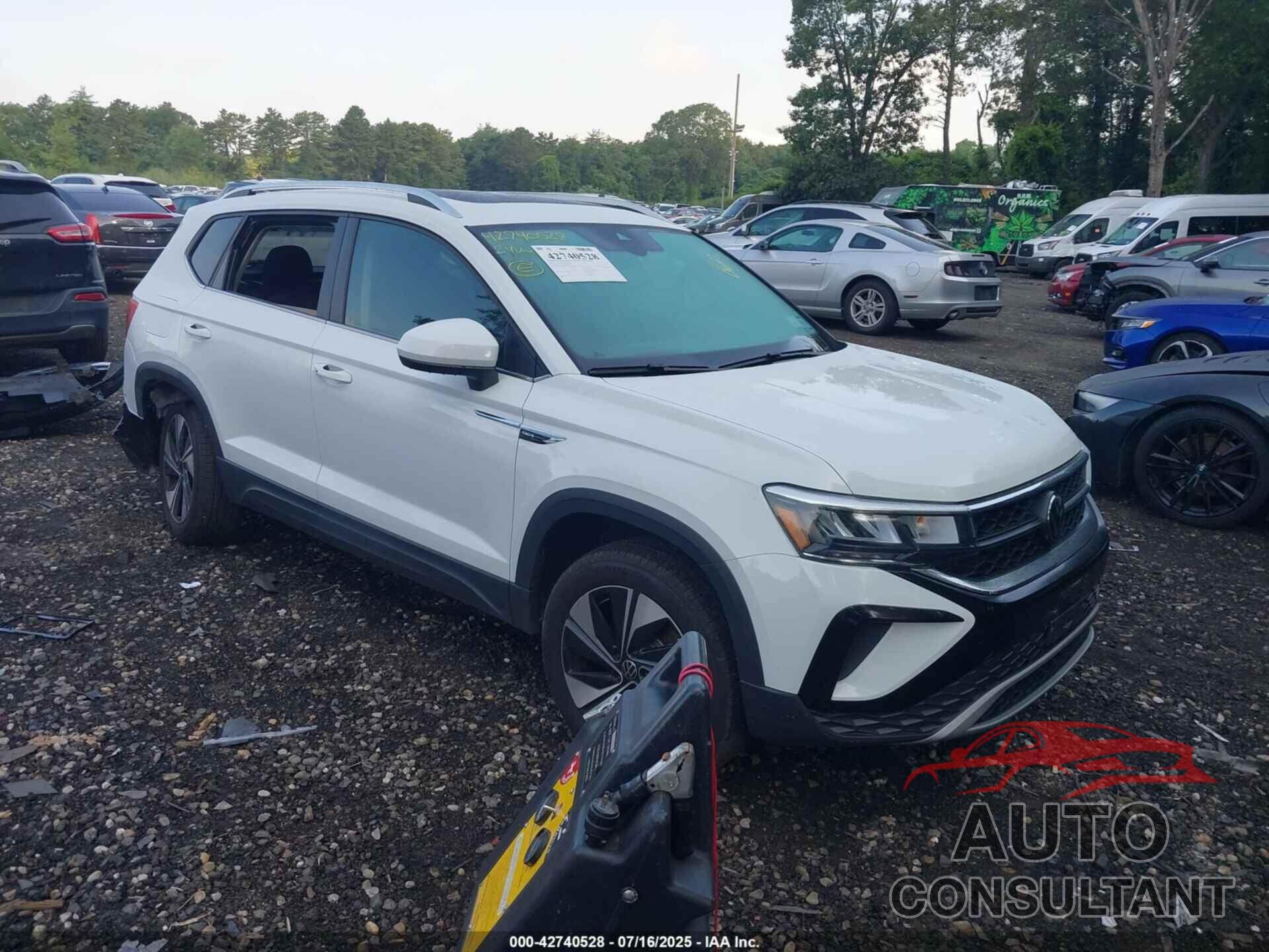VOLKSWAGEN TAOS 2024 - 3VVVX7B22RM109631