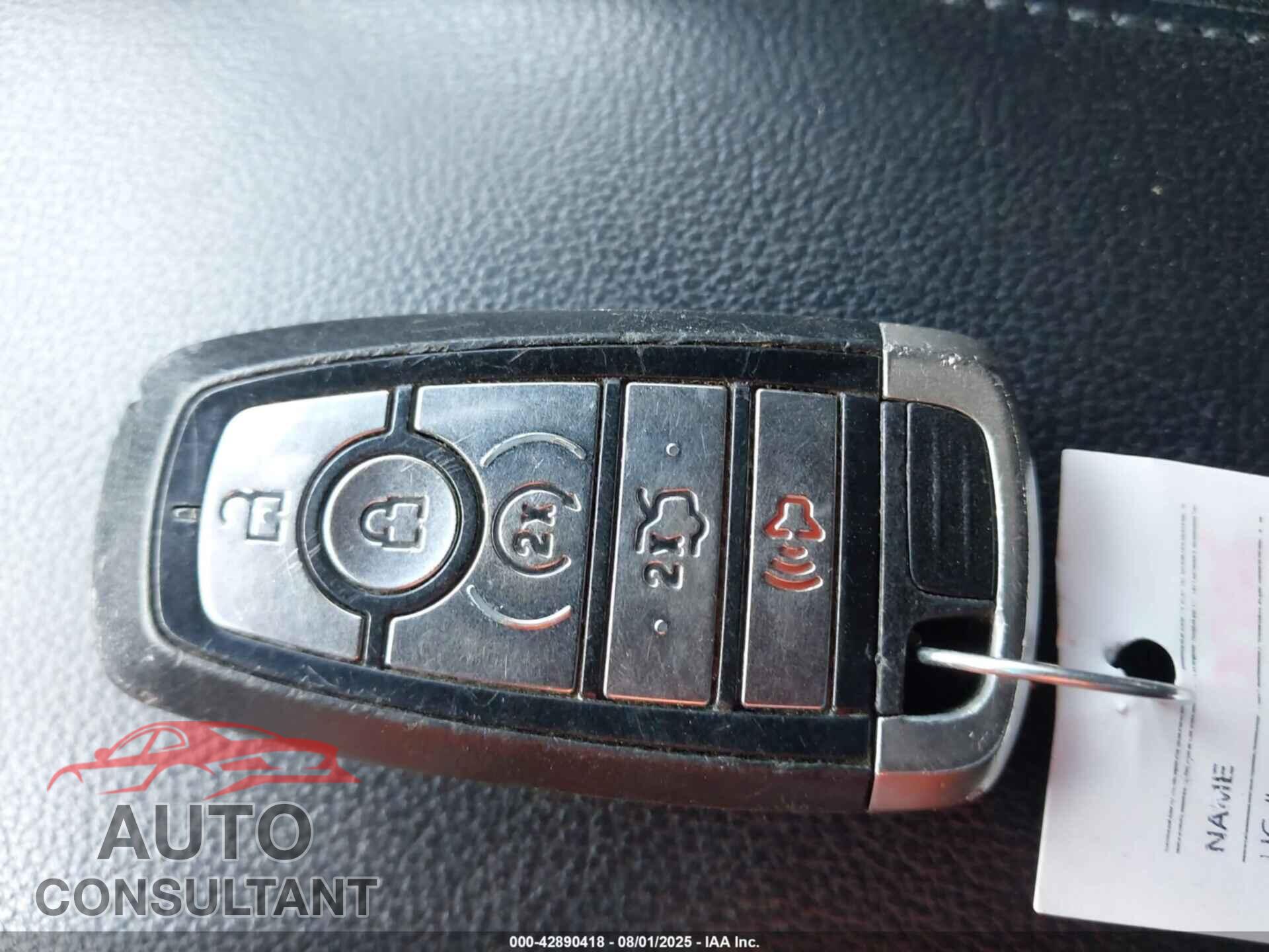 FORD EXPLORER 2018 - 1FM5K7D85JGB97177