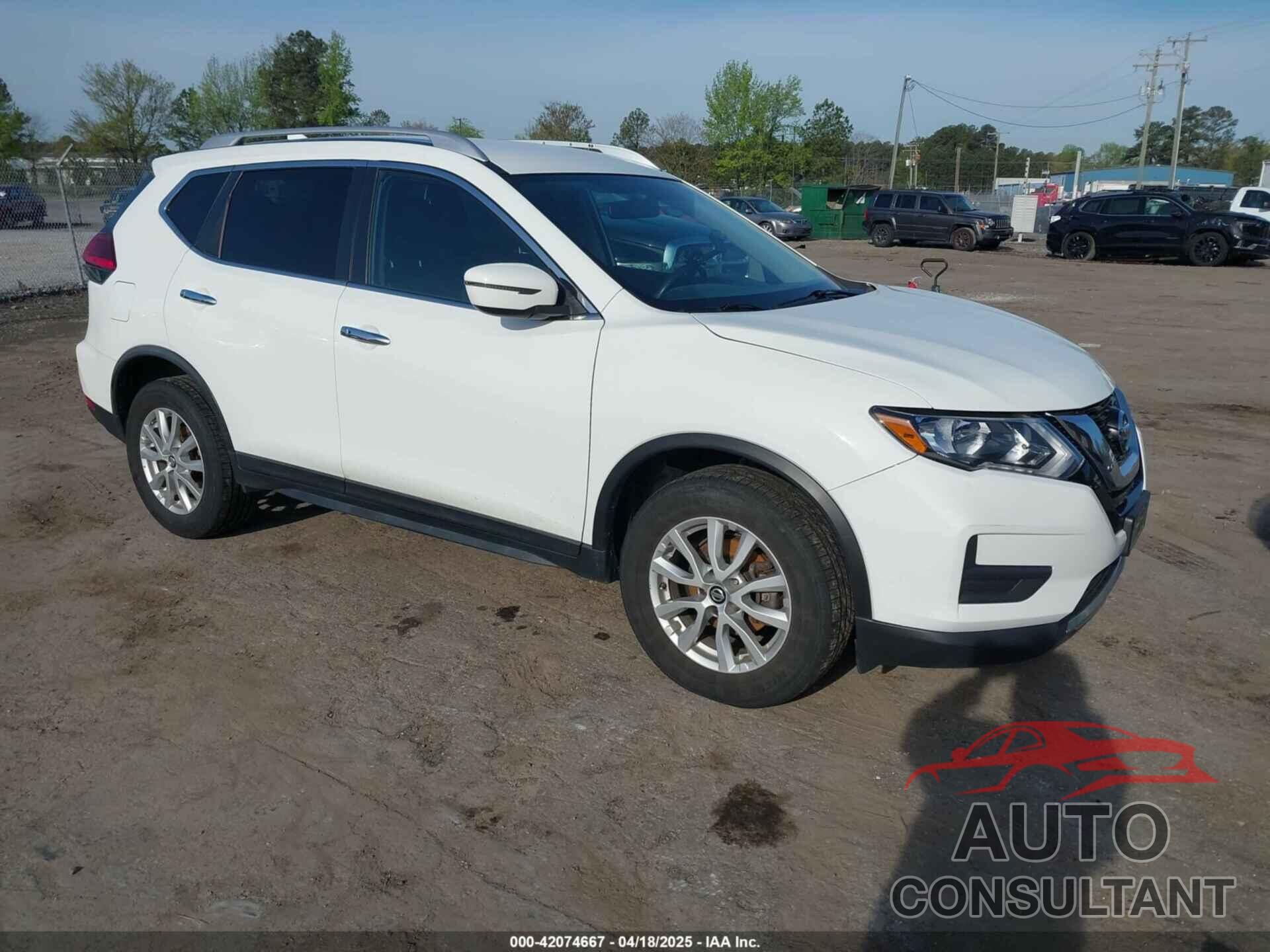 NISSAN ROGUE 2017 - KNMAT2MV2HP571019