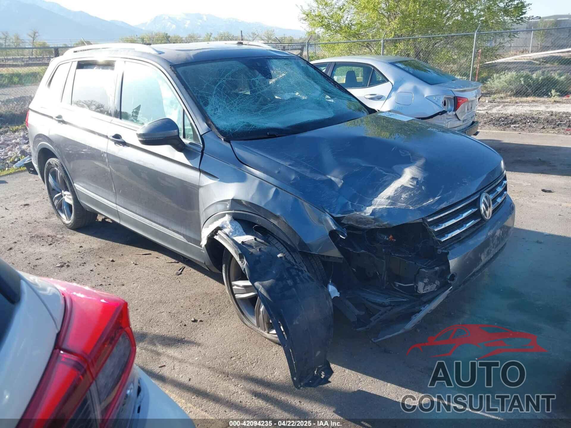 VOLKSWAGEN TIGUAN 2020 - 3VV2B7AX0LM076182