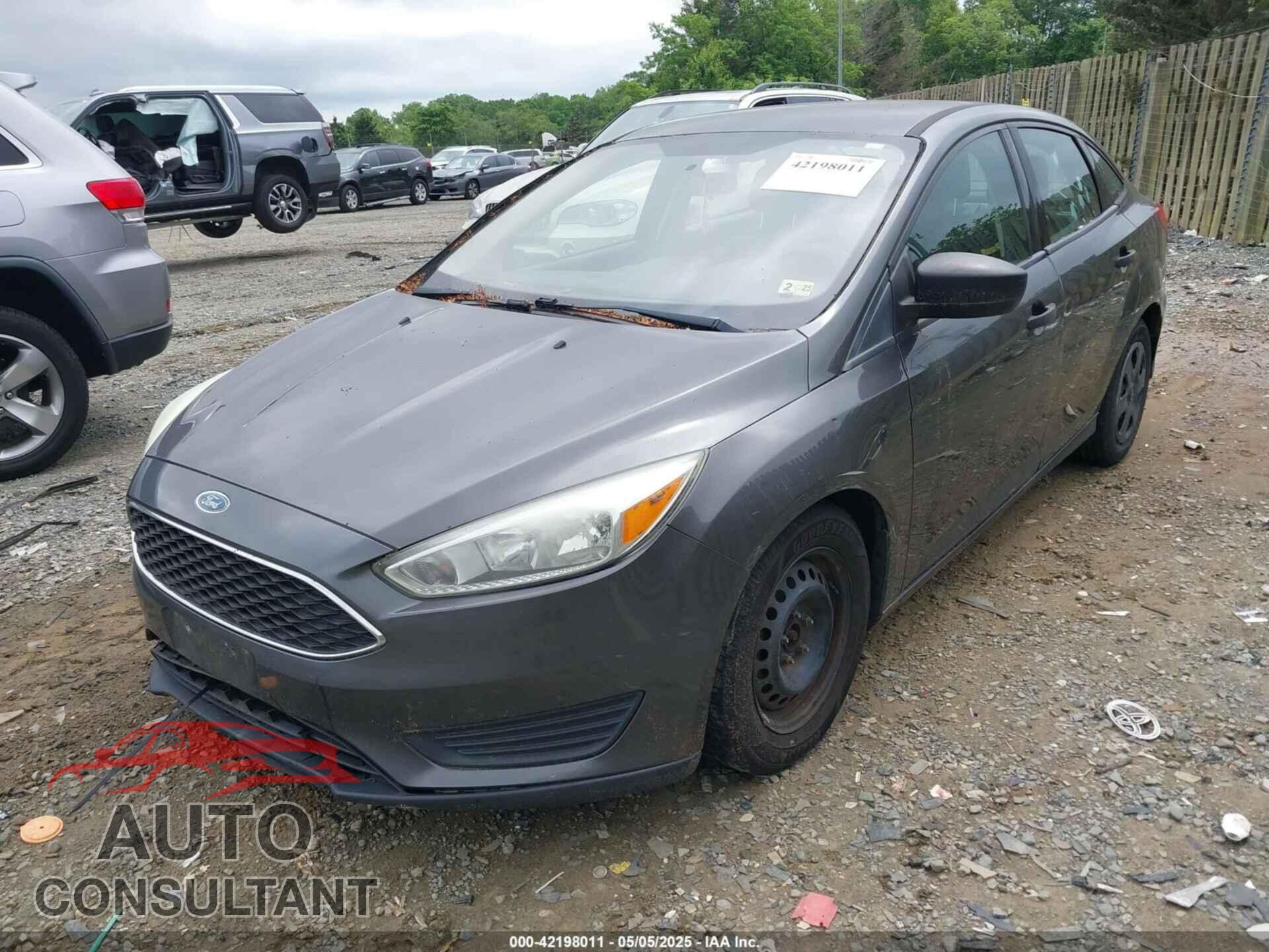 FORD FOCUS 2015 - 1FADP3E26FL304861
