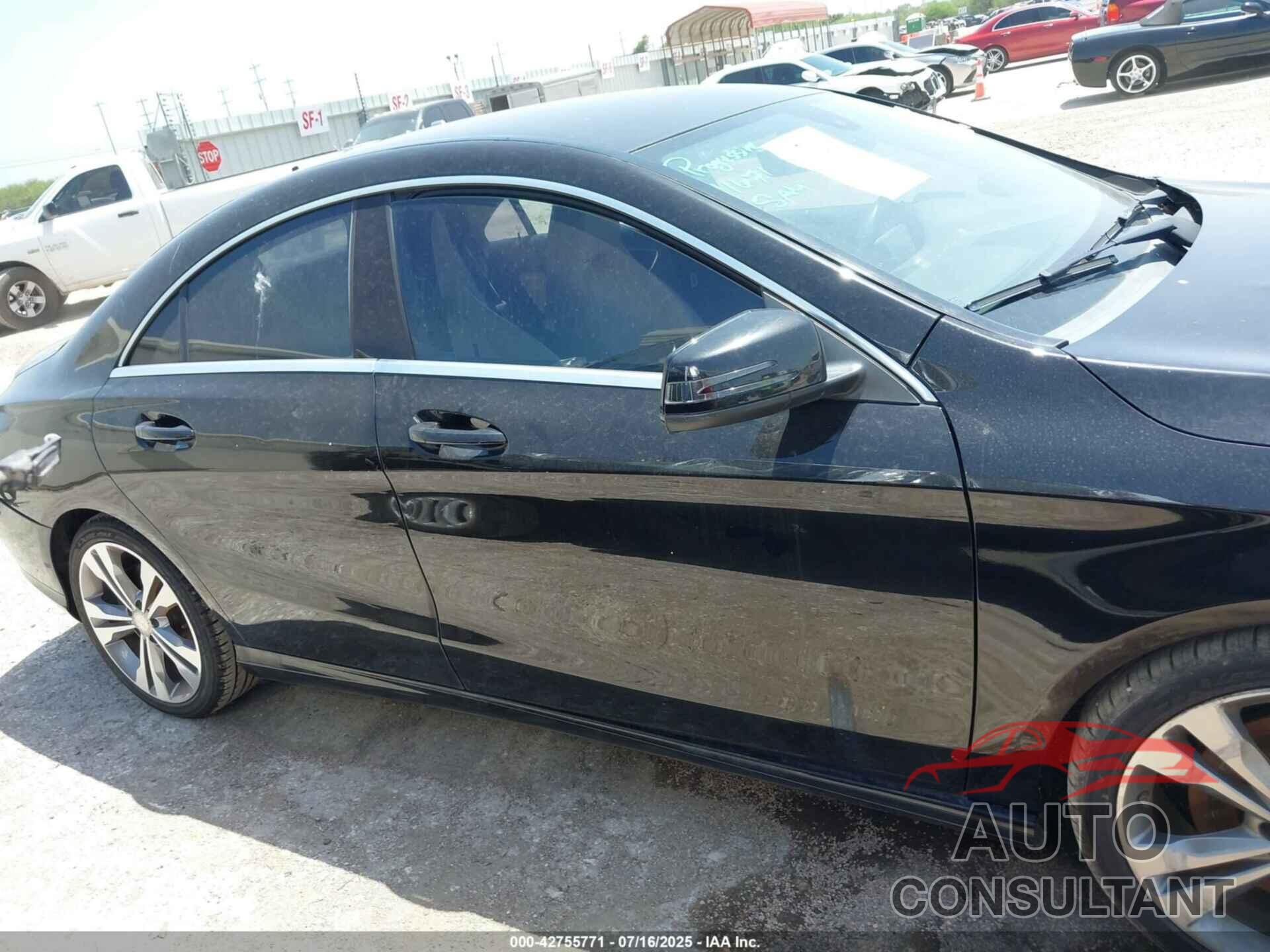 MERCEDES-BENZ CLA 250 2014 - WDDSJ4EB2EN036280