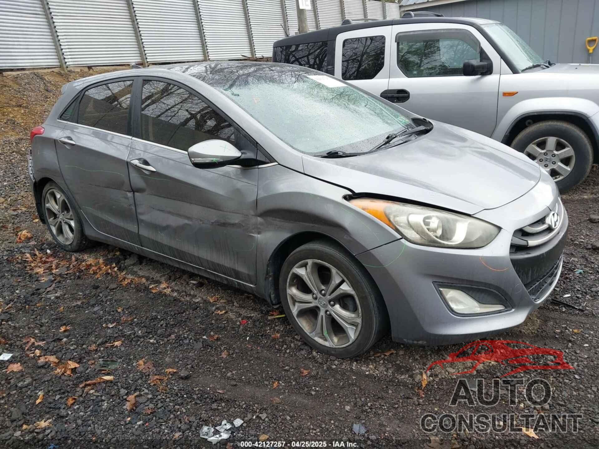 HYUNDAI ELANTRA GT 2013 - KMHD35LE9DU037572