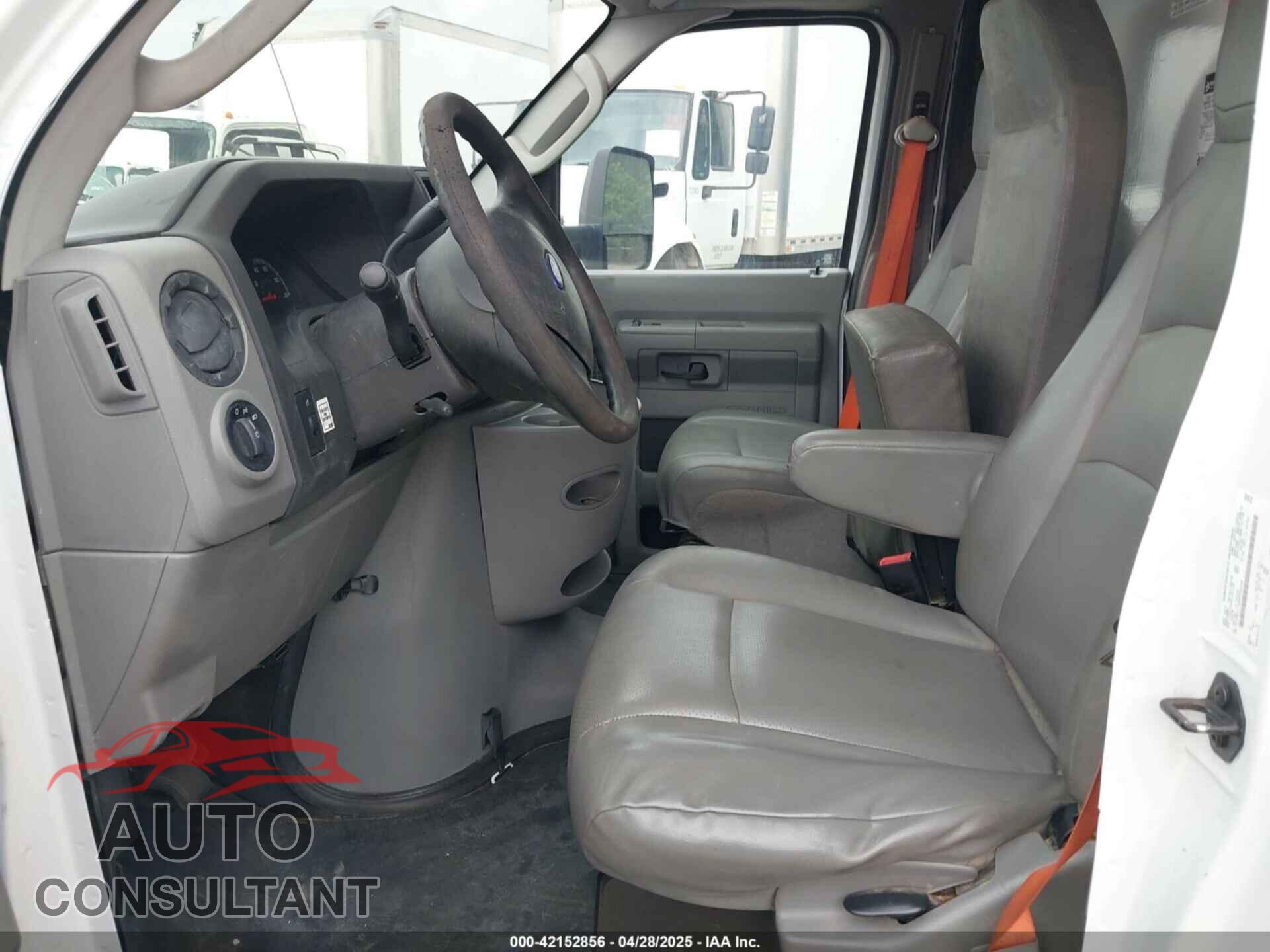 FORD E-350 CUTAWAY 2017 - 1FDWE3F66HDC43336