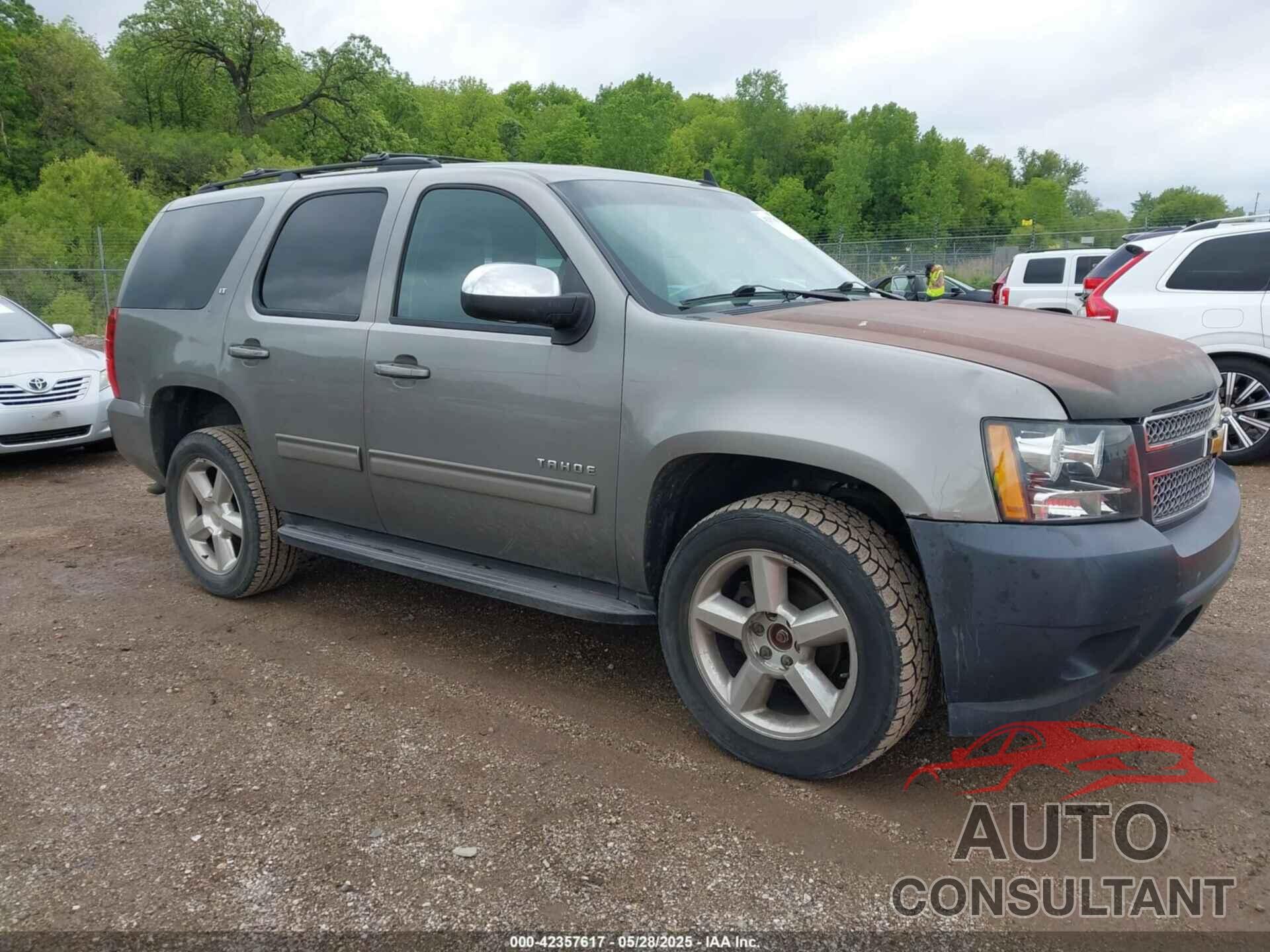 CHEVROLET TAHOE 2012 - 1GNSKBE05CR215985