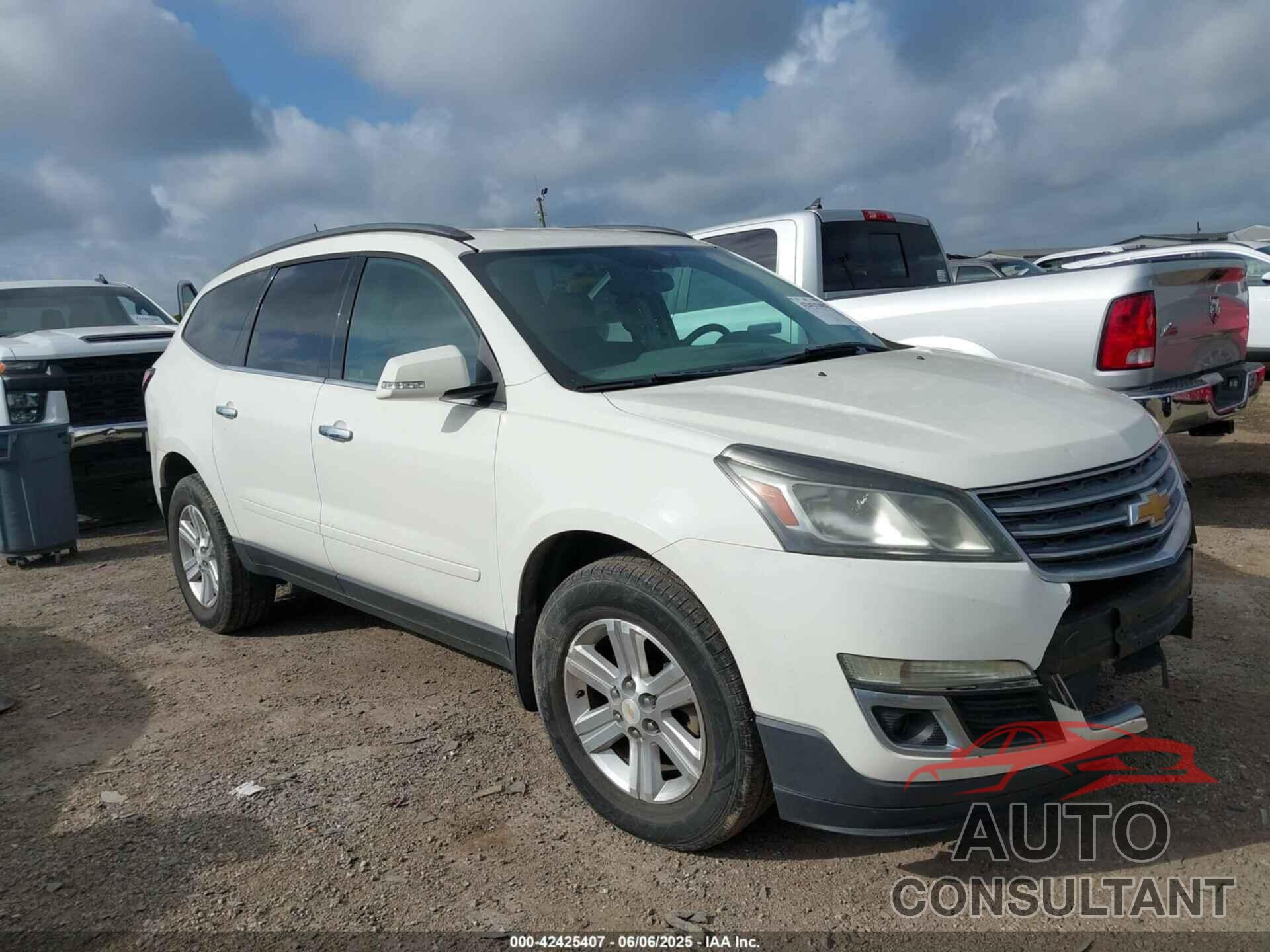 CHEVROLET TRAVERSE 2014 - 1GNKRGKD0EJ343004