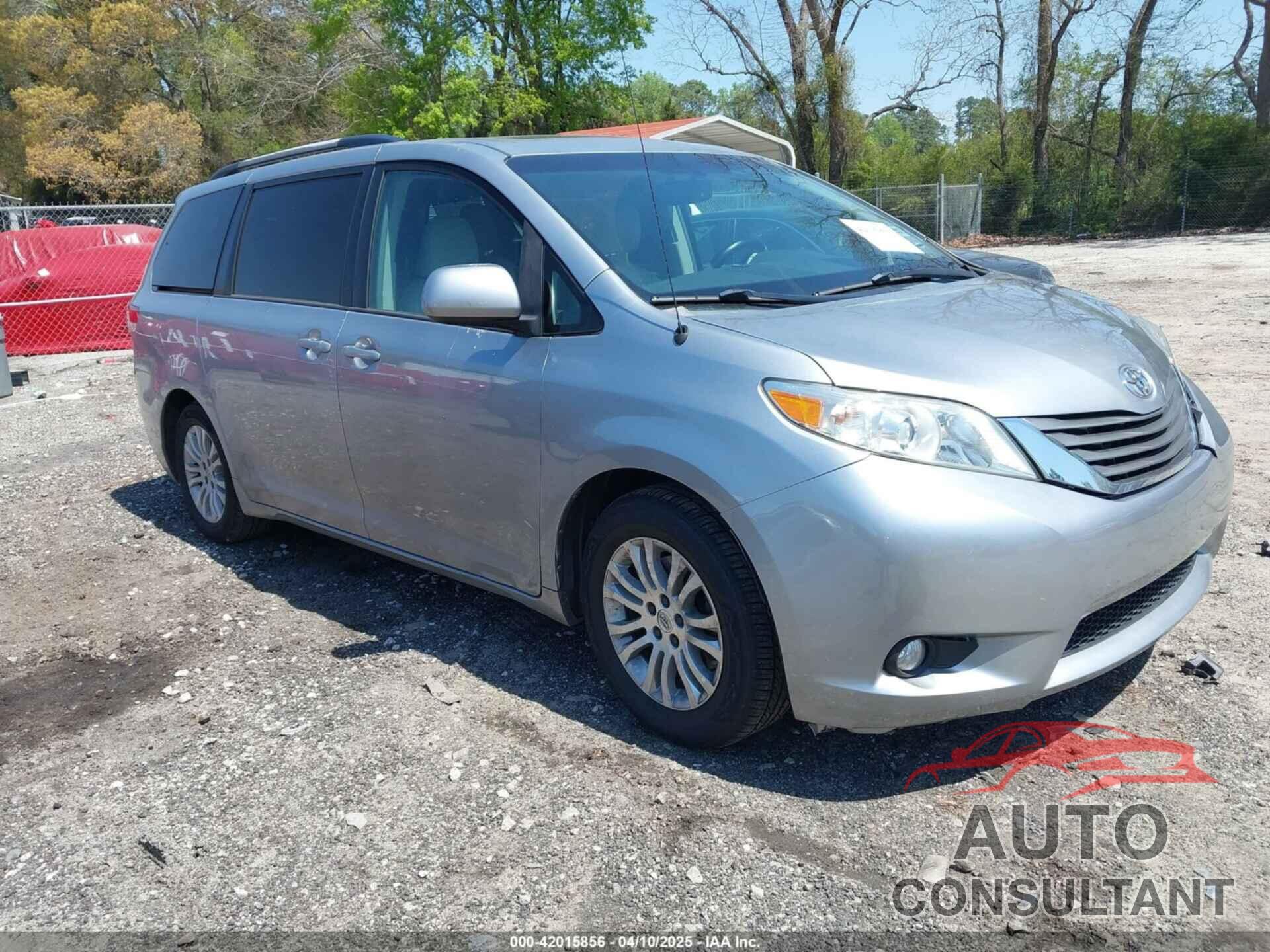 TOYOTA SIENNA 2011 - 5TDYK3DC3BS083443