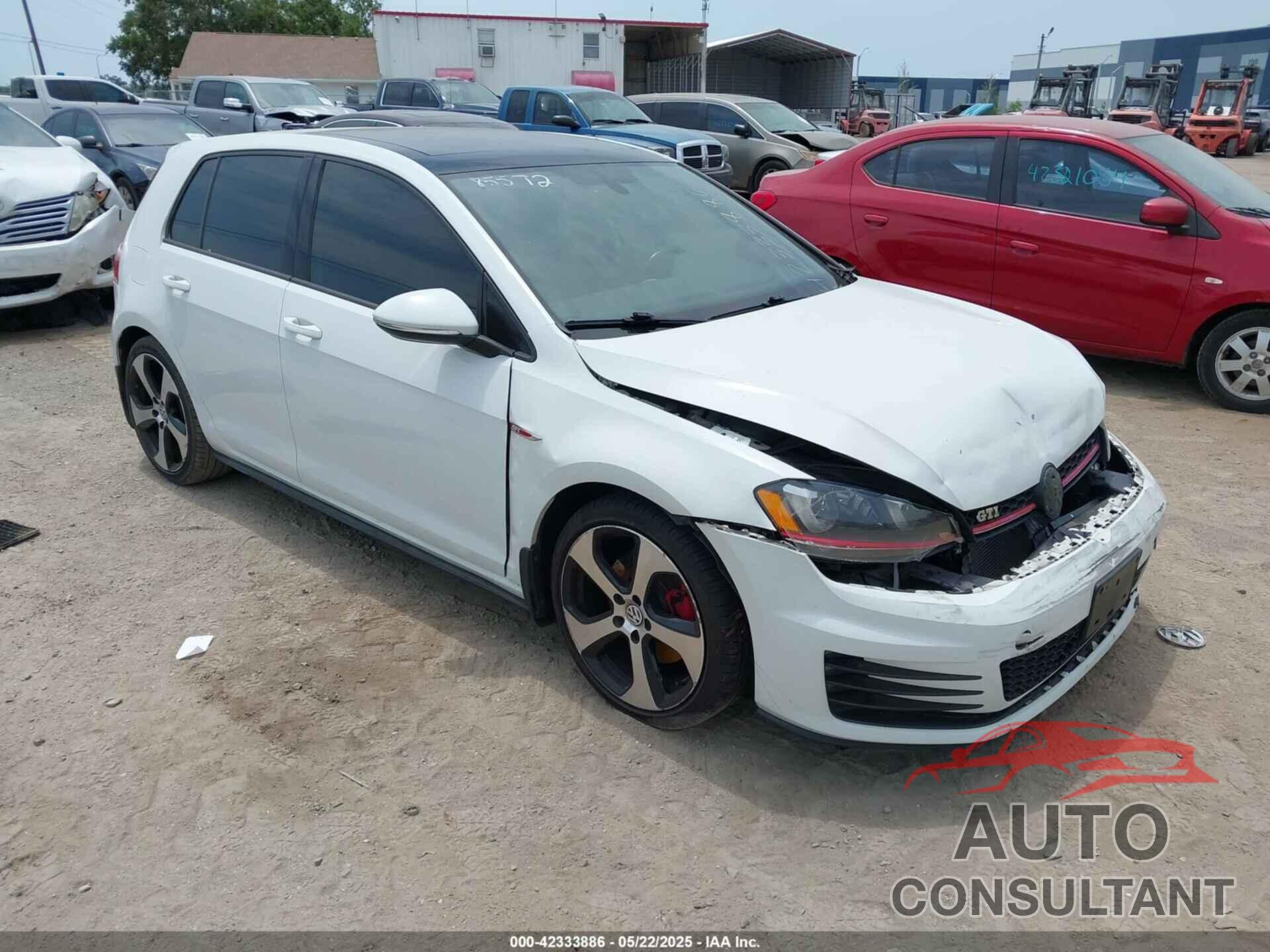 VOLKSWAGEN GOLF GTI 2015 - 3VW5T7AU8FM048131