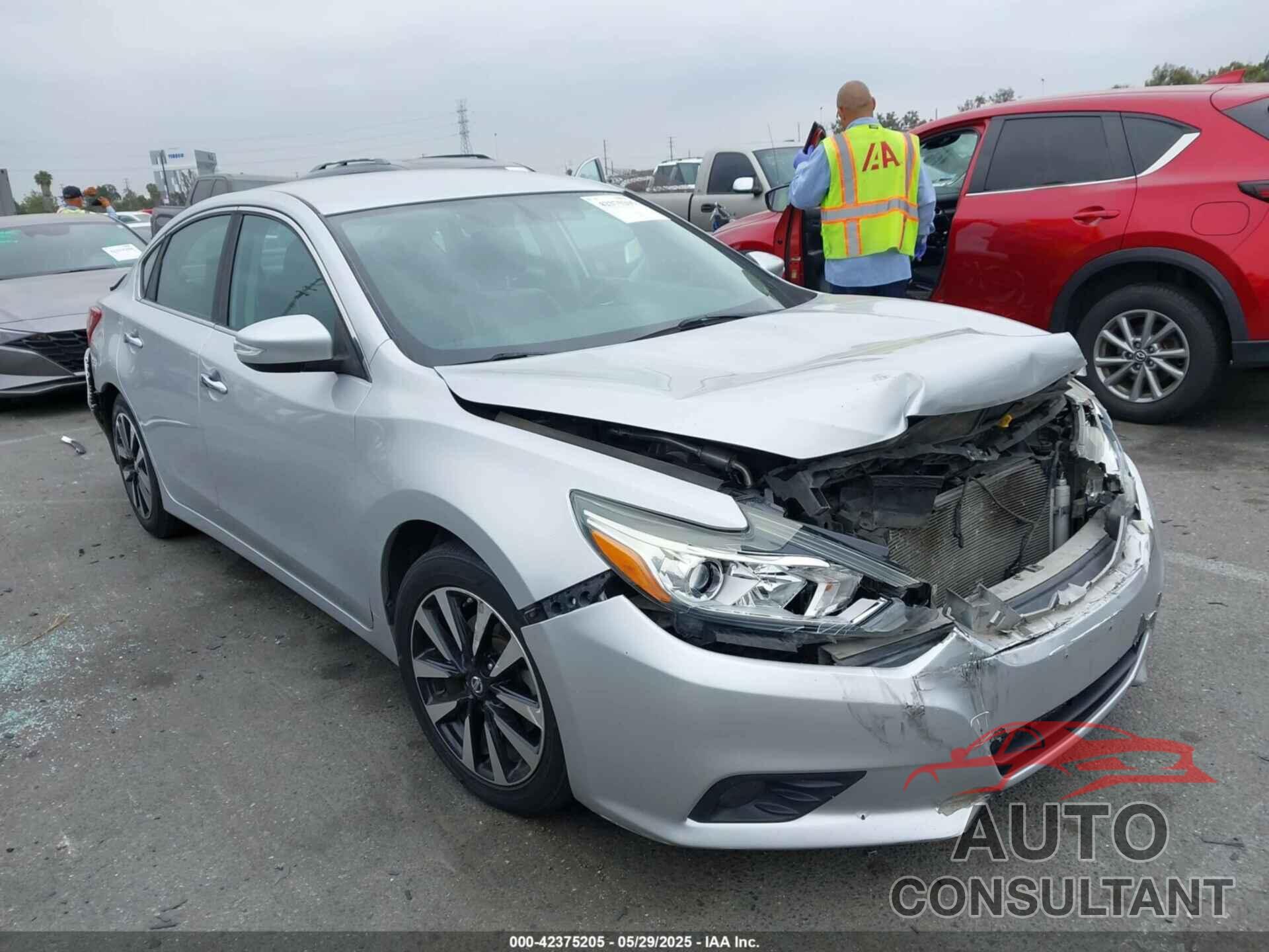NISSAN ALTIMA 2018 - 1N4AL3APXJC145996